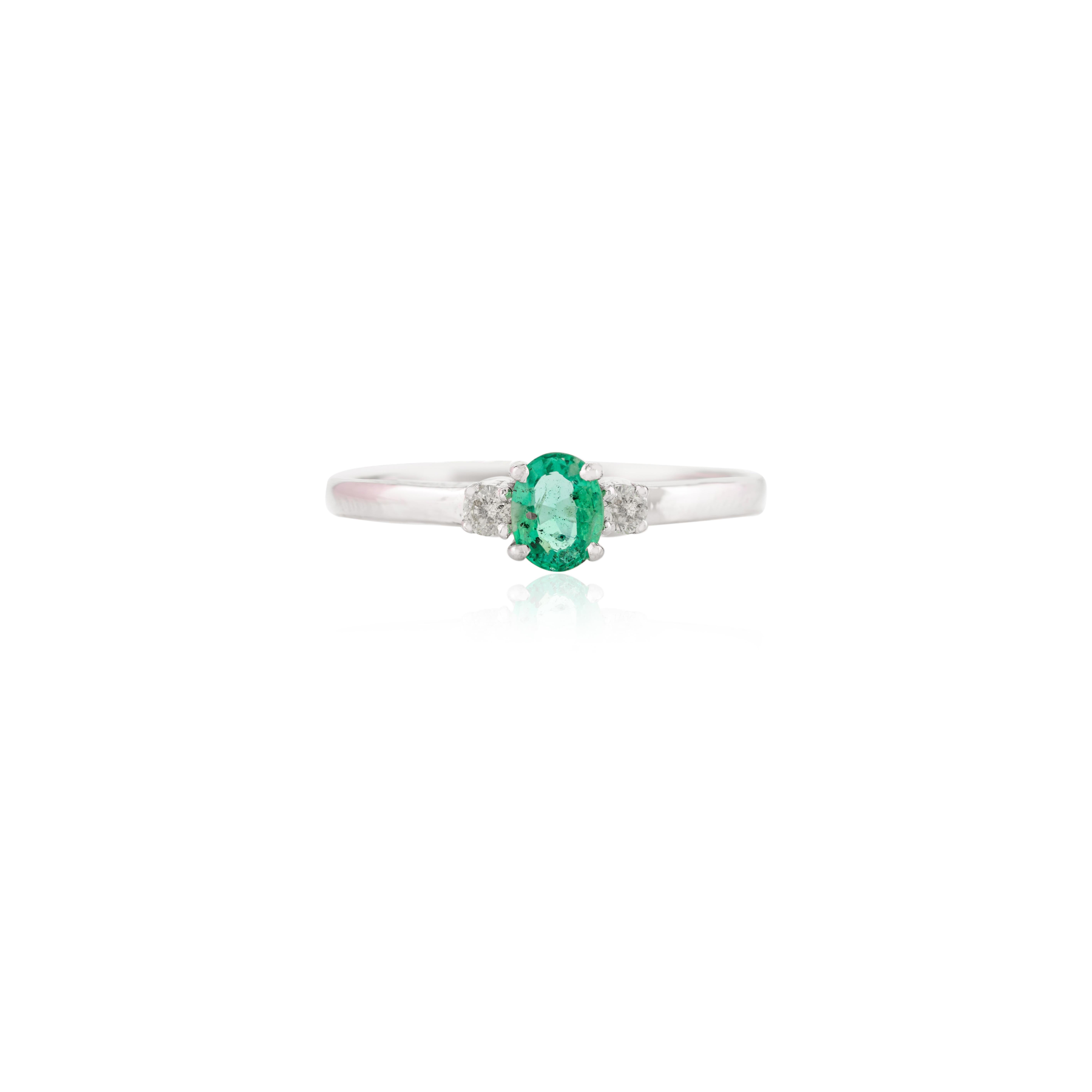 For Sale:  14k White Gold Everyday Dainty Oval Emerald with Diamond Minimal Ring Gift 8