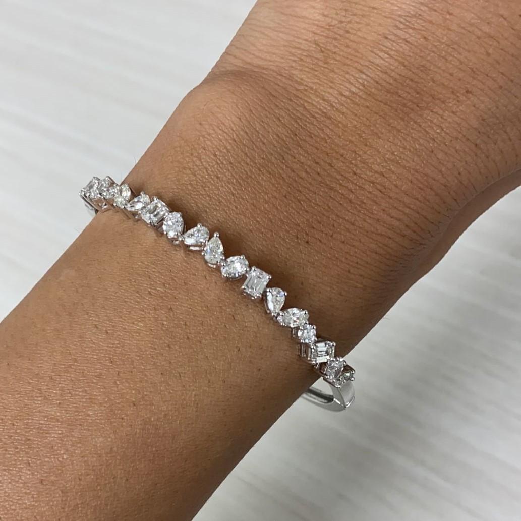 Contemporaneo Bracciale con diamanti da 2,90 carati in oro bianco 14K per lei in vendita