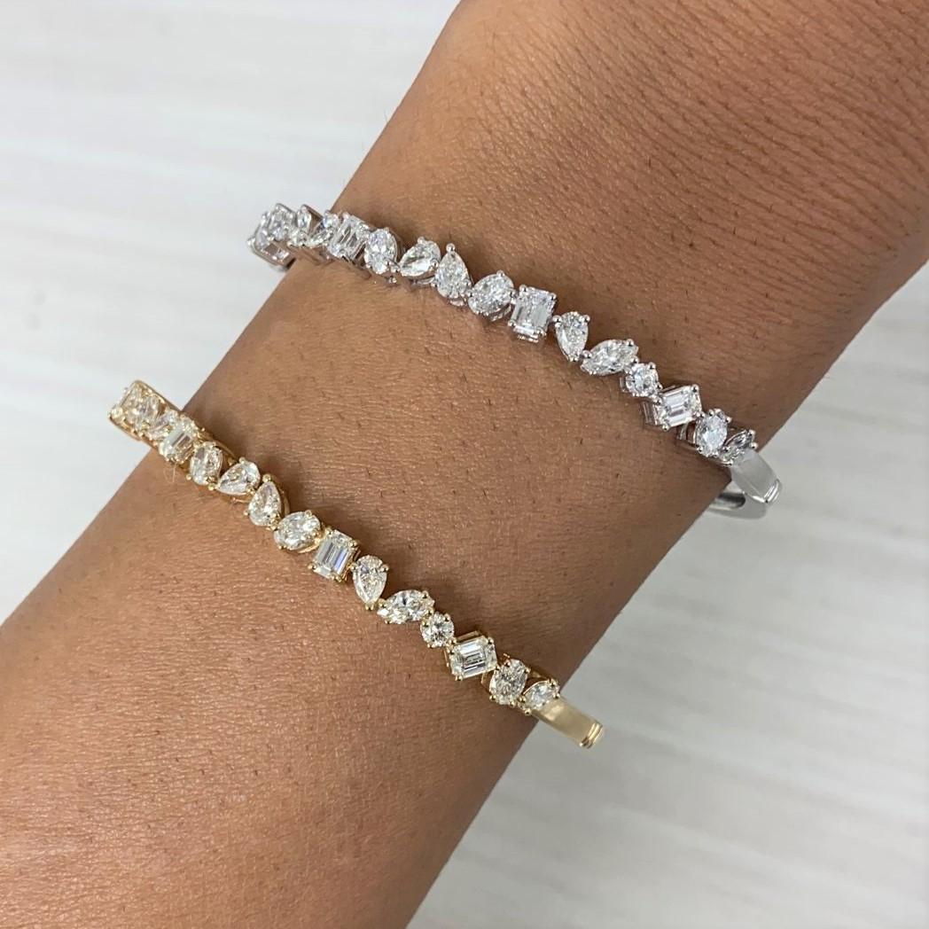 Taglio baguette Bracciale con diamanti da 2,90 carati in oro bianco 14K per lei in vendita
