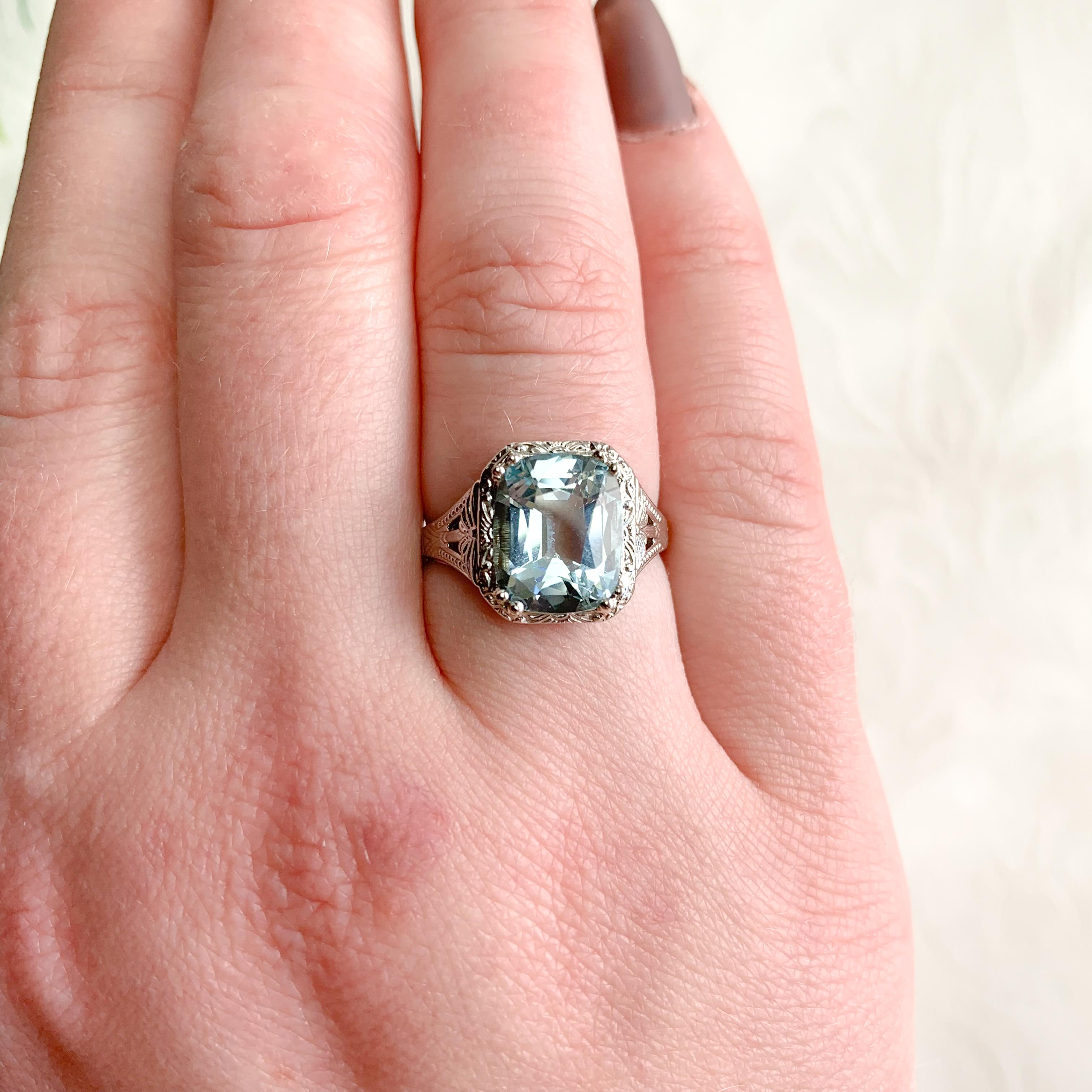 14K White Gold Filigree 3.12 carat Aquamarine Ring size 7.25 For Sale 2