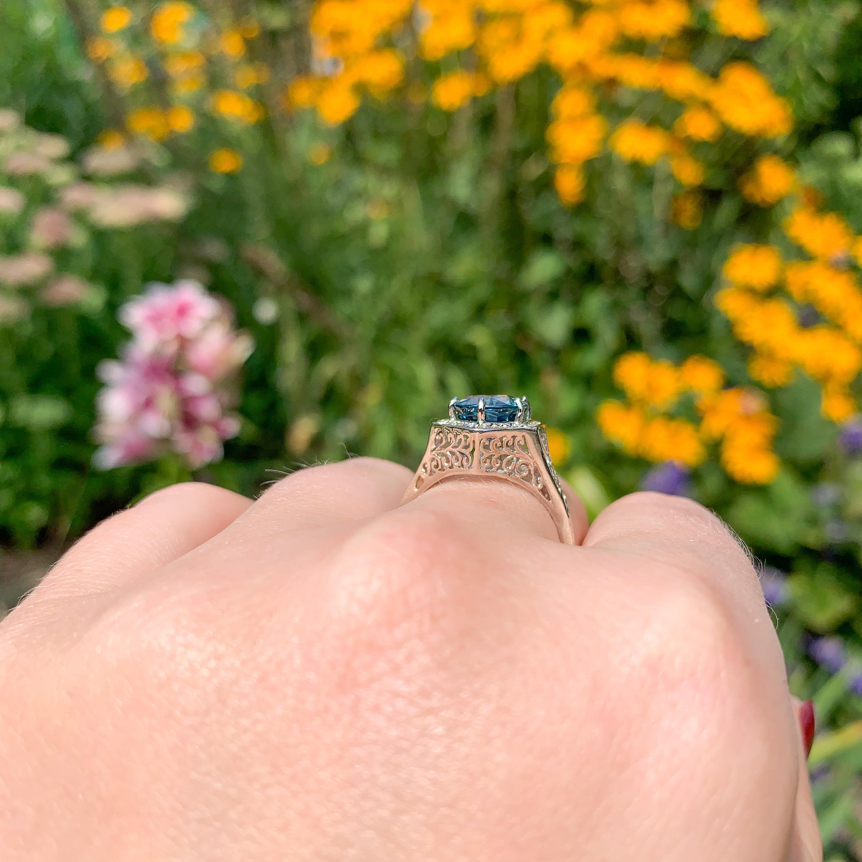 14K White Gold Filigree 3.70 carat Teal Blue Zircon Ring size 8 For Sale 3