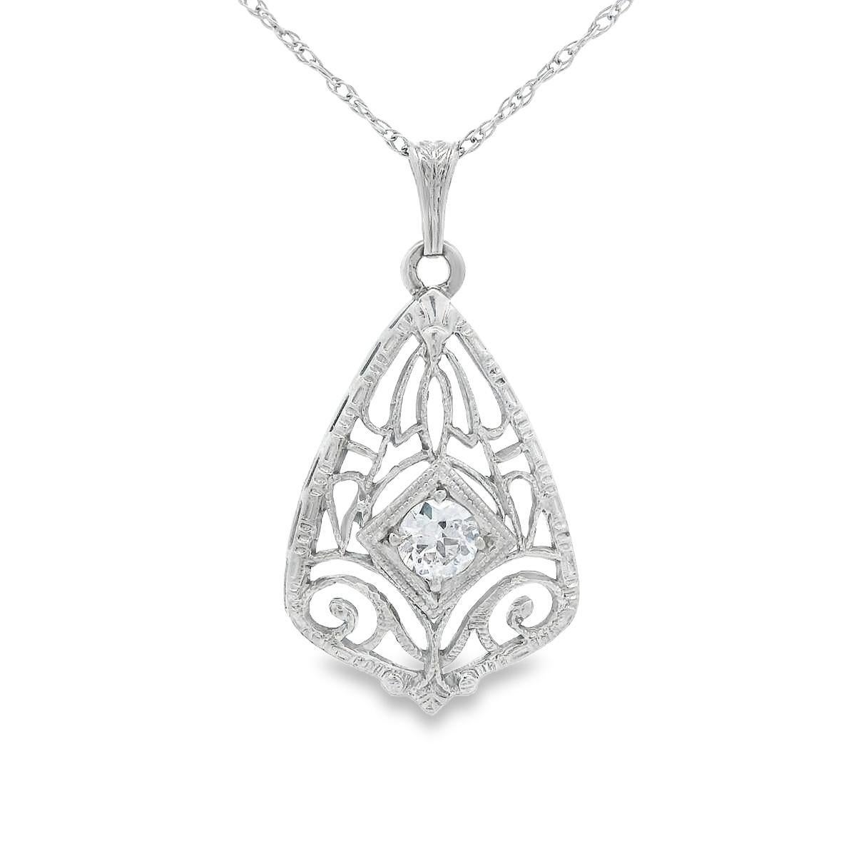 Taglio rotondo Ciondolo con diamante in filigrana in oro bianco 14k + catena in vendita