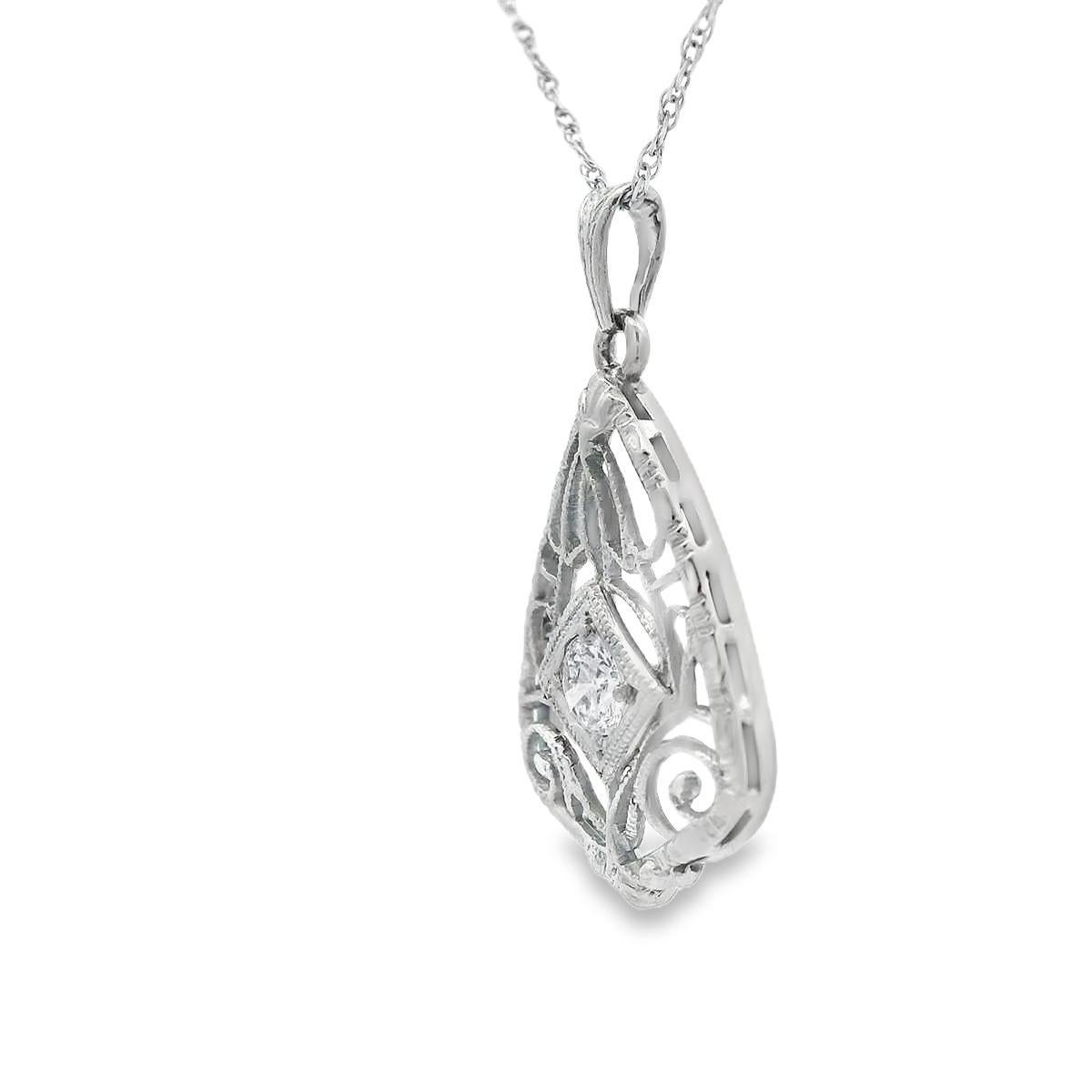 Ciondolo con diamante in filigrana in oro bianco 14k + catena in vendita 2