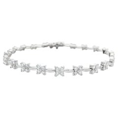 14K White Gold Floral Diamond Bracelet with 2.00 Carats 7-Inch