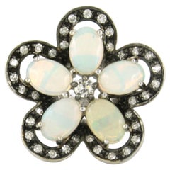 14k White Gold Flower Ring with Opal and Diamonds, Size 6.75