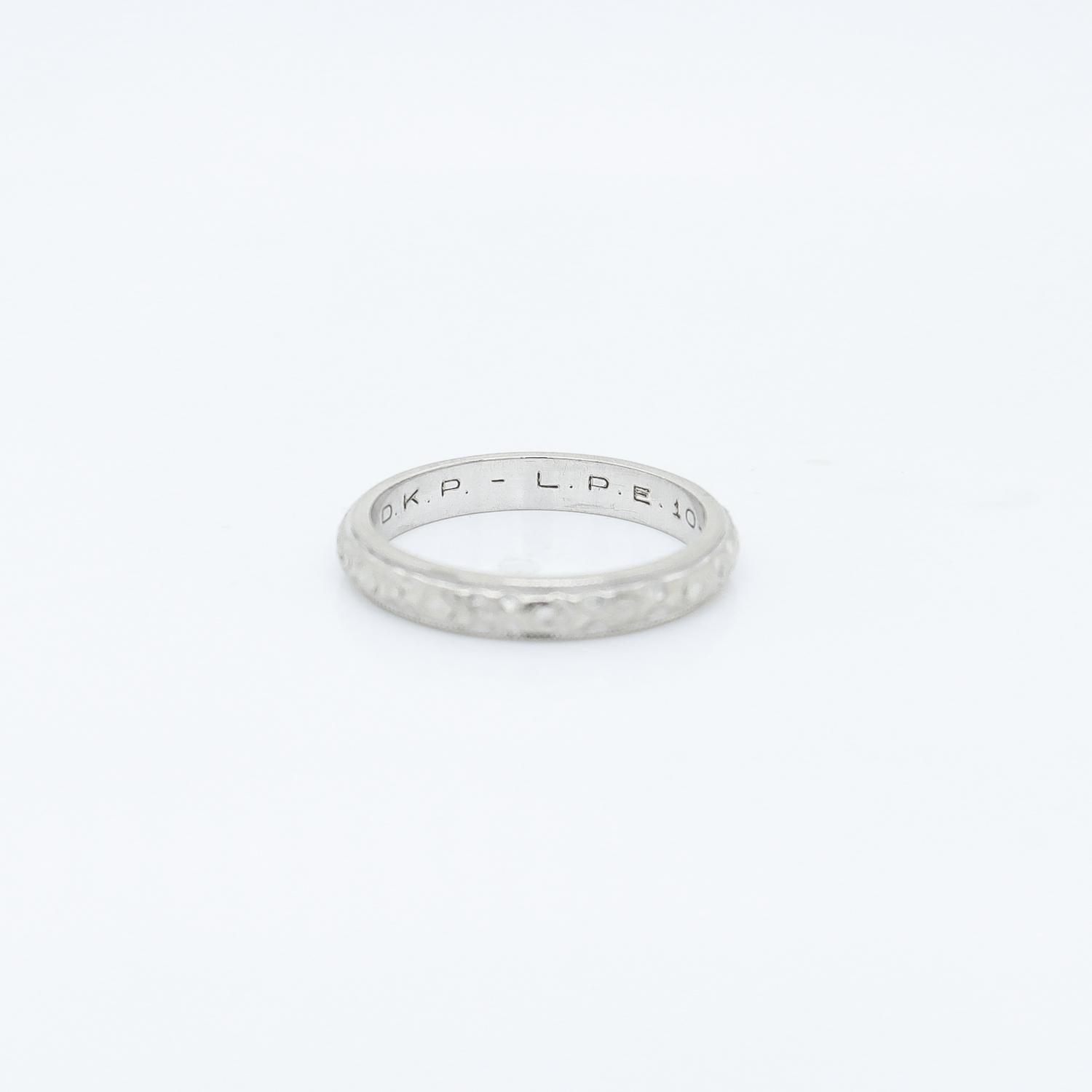 14K White Gold Forget-Me-Not Wedding Band Ring For Sale 5