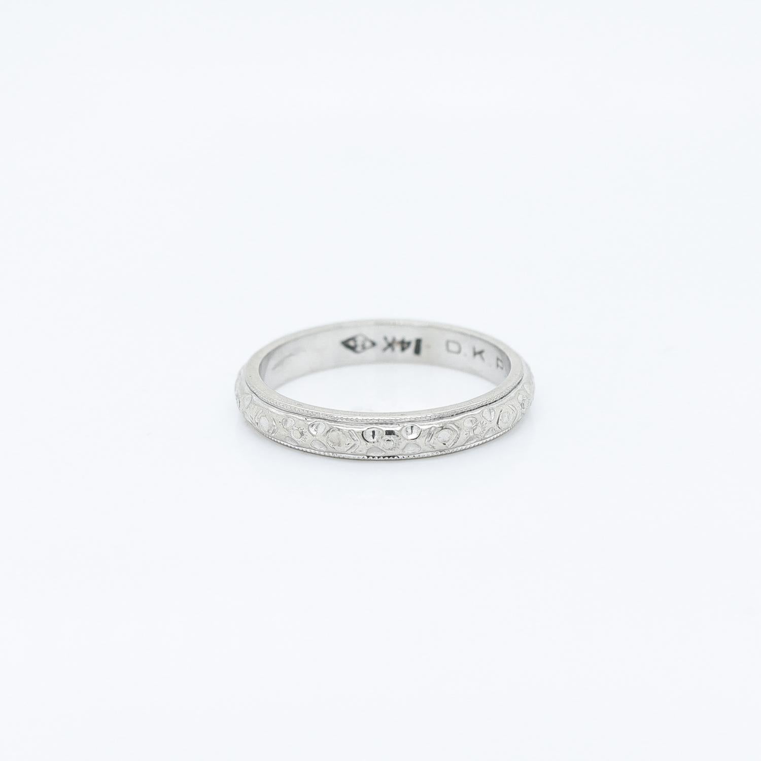 14K White Gold Forget-Me-Not Wedding Band Ring For Sale 3