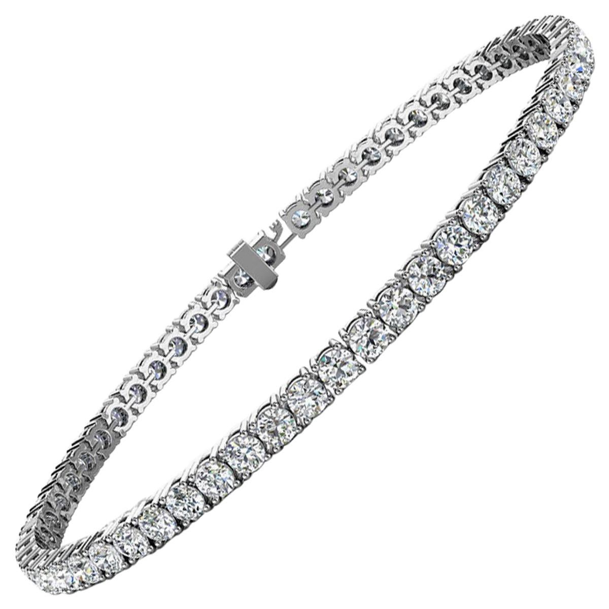 Bracelet tennis à quatre griffes en or blanc 14 carats avec diamants 8 carats