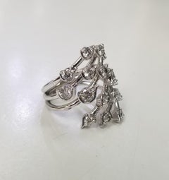 14k White Gold Free-Form Diamond Ring Weighing 1.75cts