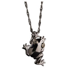 14k White Gold Frog Pendant Charm Three Dimensional Animal Theme
