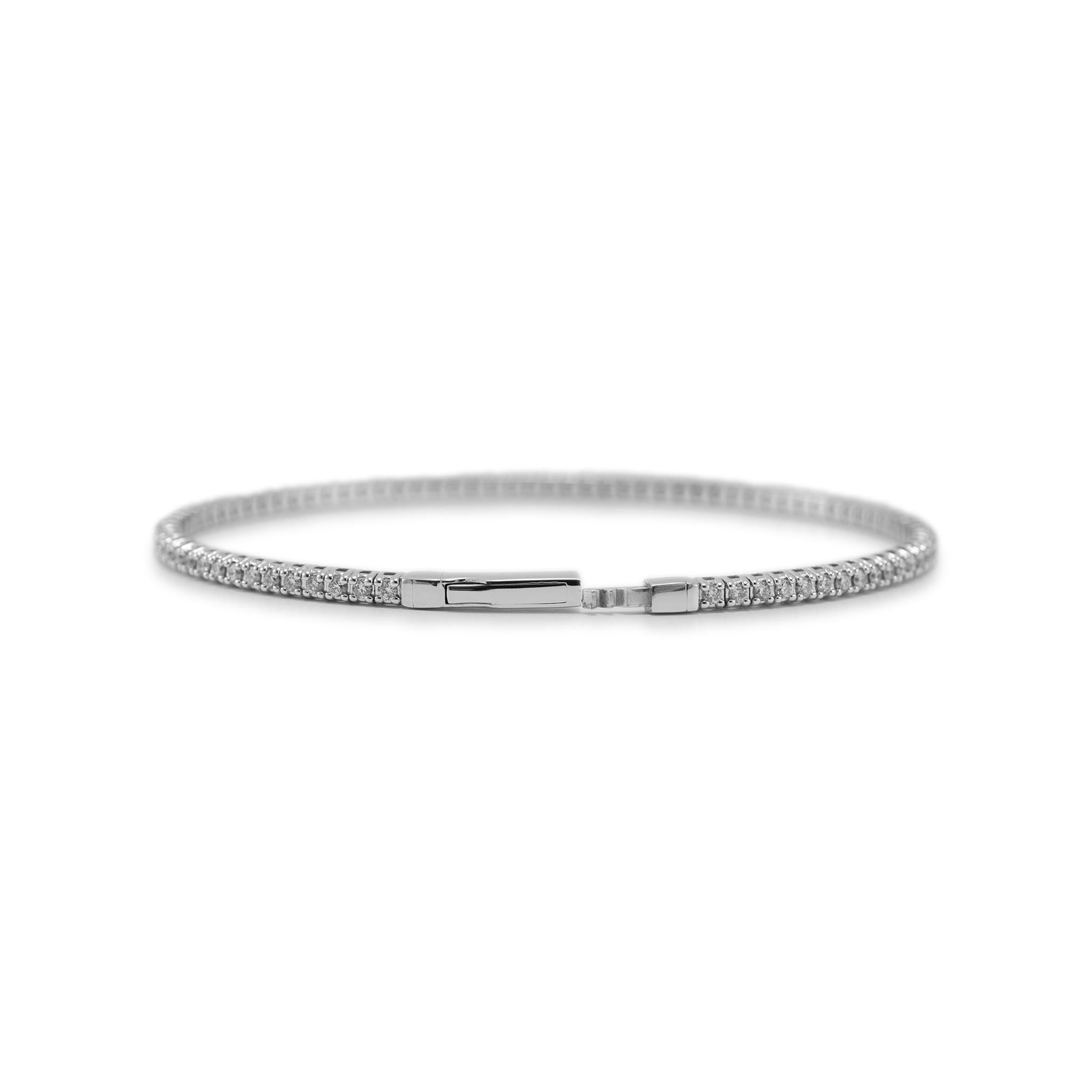 Round Cut 14K White Gold Full Eternity Tennis 1.15ct Diamond Flexible Bangle Bracelet For Sale