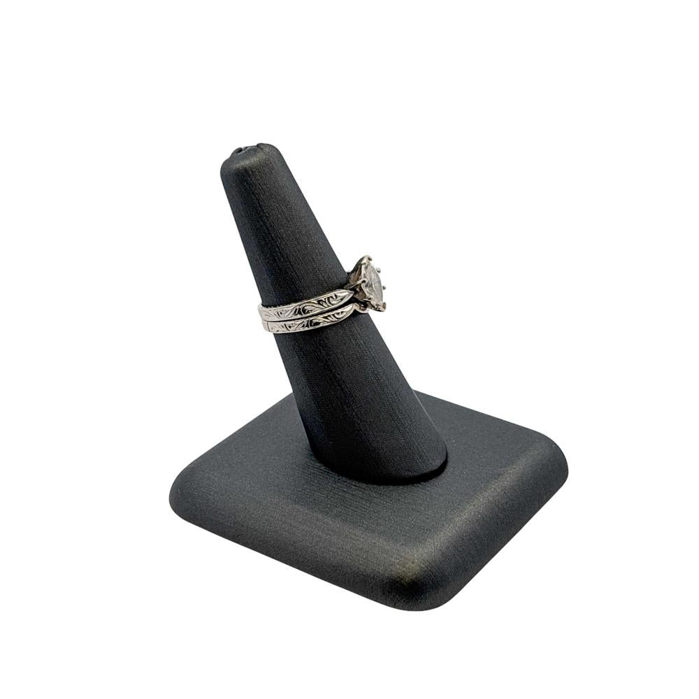 Moderne Ensemble bague de fiançailles et alliance assortie en or blanc 14 carats avec diamant GIA de 1,01 cw en vente