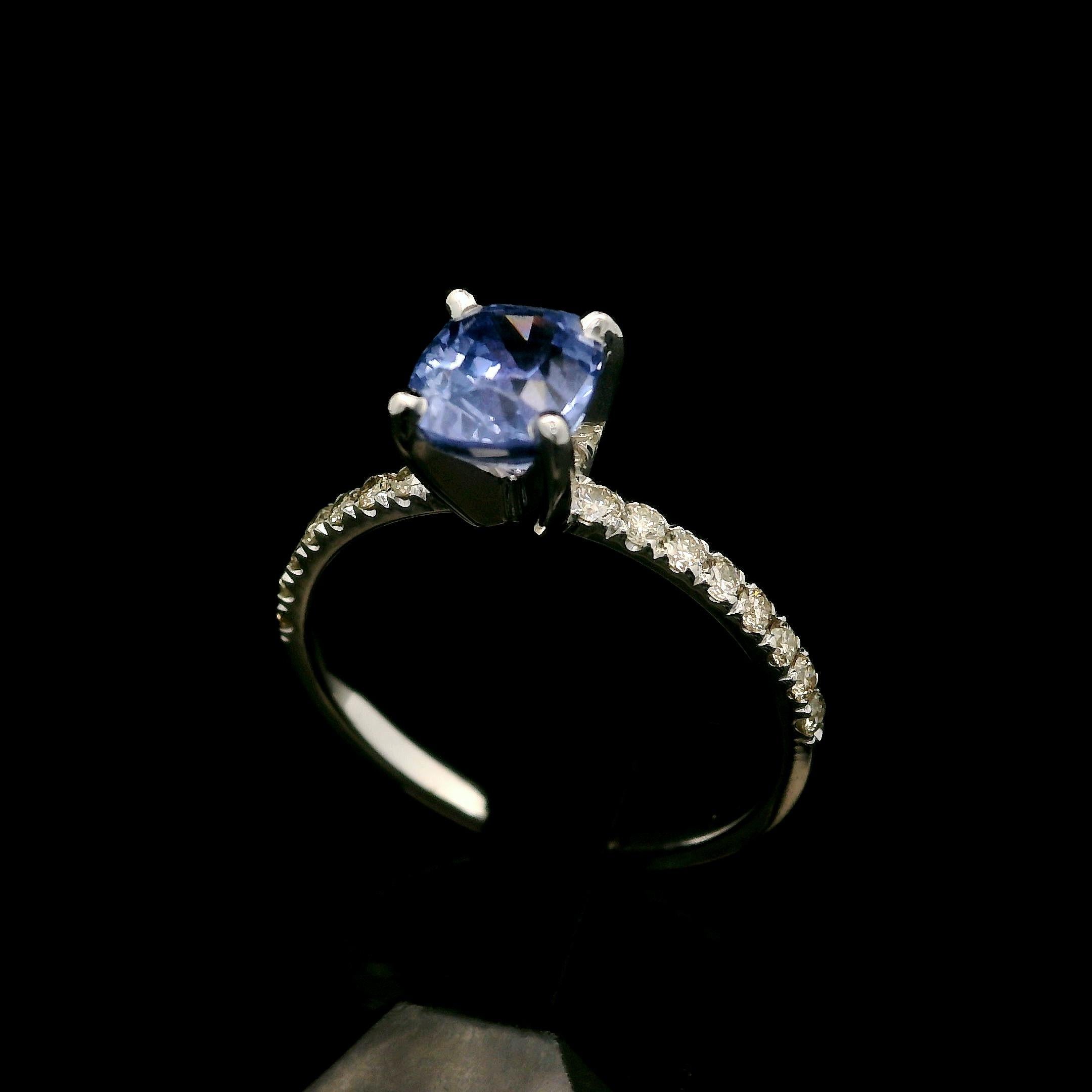14k Oro Blanco Gia 1.67ctw Sin Calor Cushion Zafiro Azul Periwinkle Anillo de Diamantes en venta 5