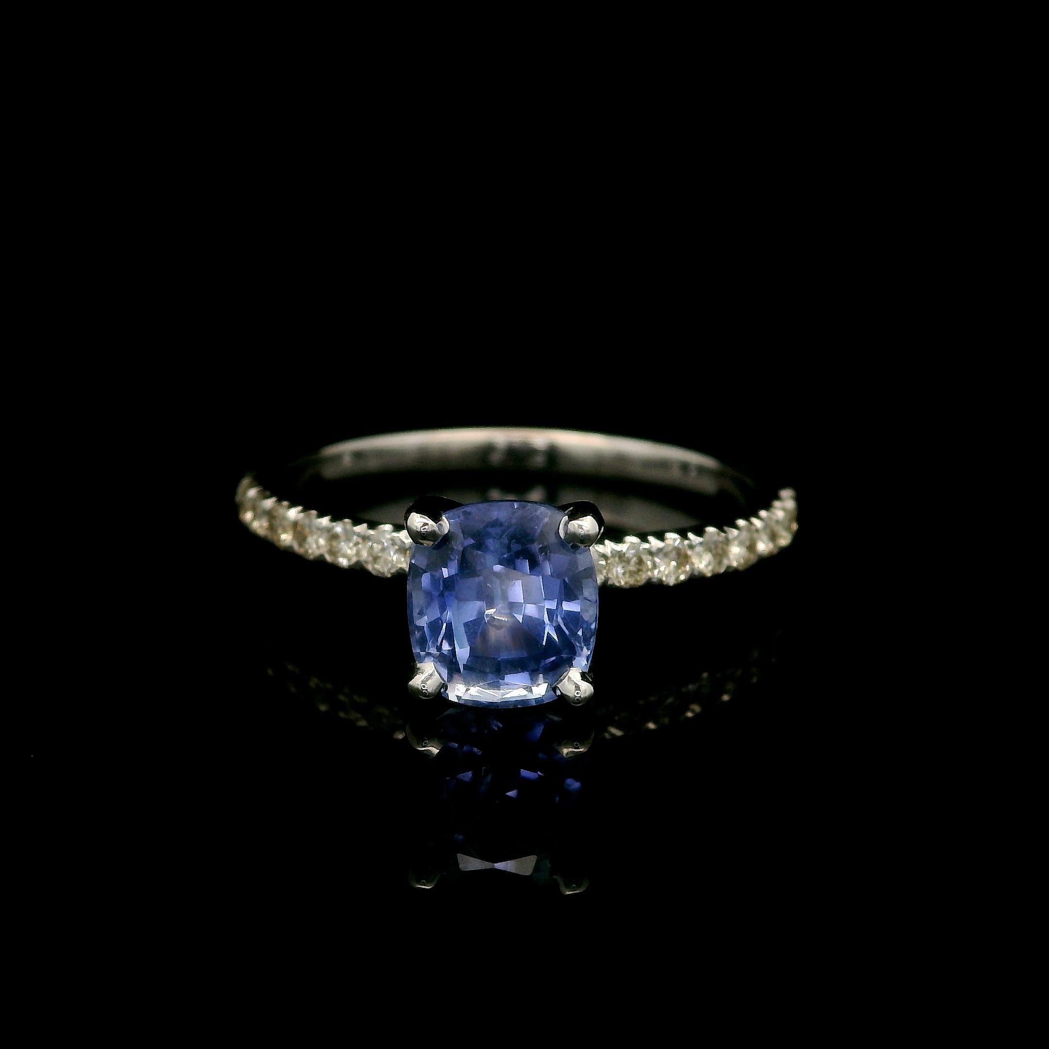 14k Oro Blanco Gia 1.67ctw Sin Calor Cushion Zafiro Azul Periwinkle Anillo de Diamantes en venta 7