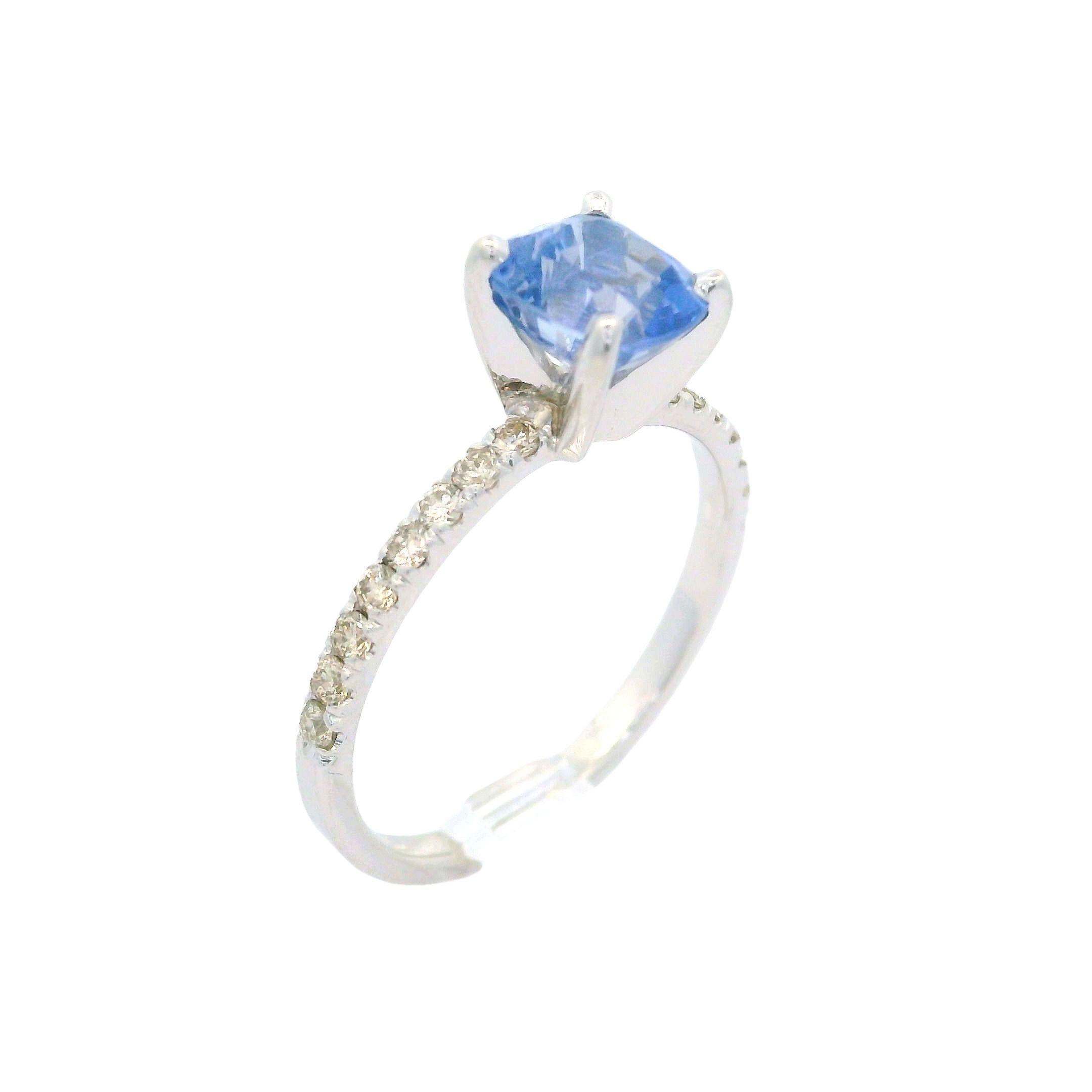 De las mujeres 14k Oro Blanco Gia 1.67ctw Sin Calor Cushion Zafiro Azul Periwinkle Anillo de Diamantes en venta