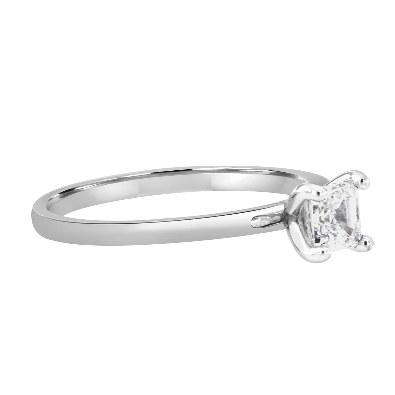 Women's 14K White Gold GIA Certified 0.60 Asscher Cut Diamond Ring Set For Sale