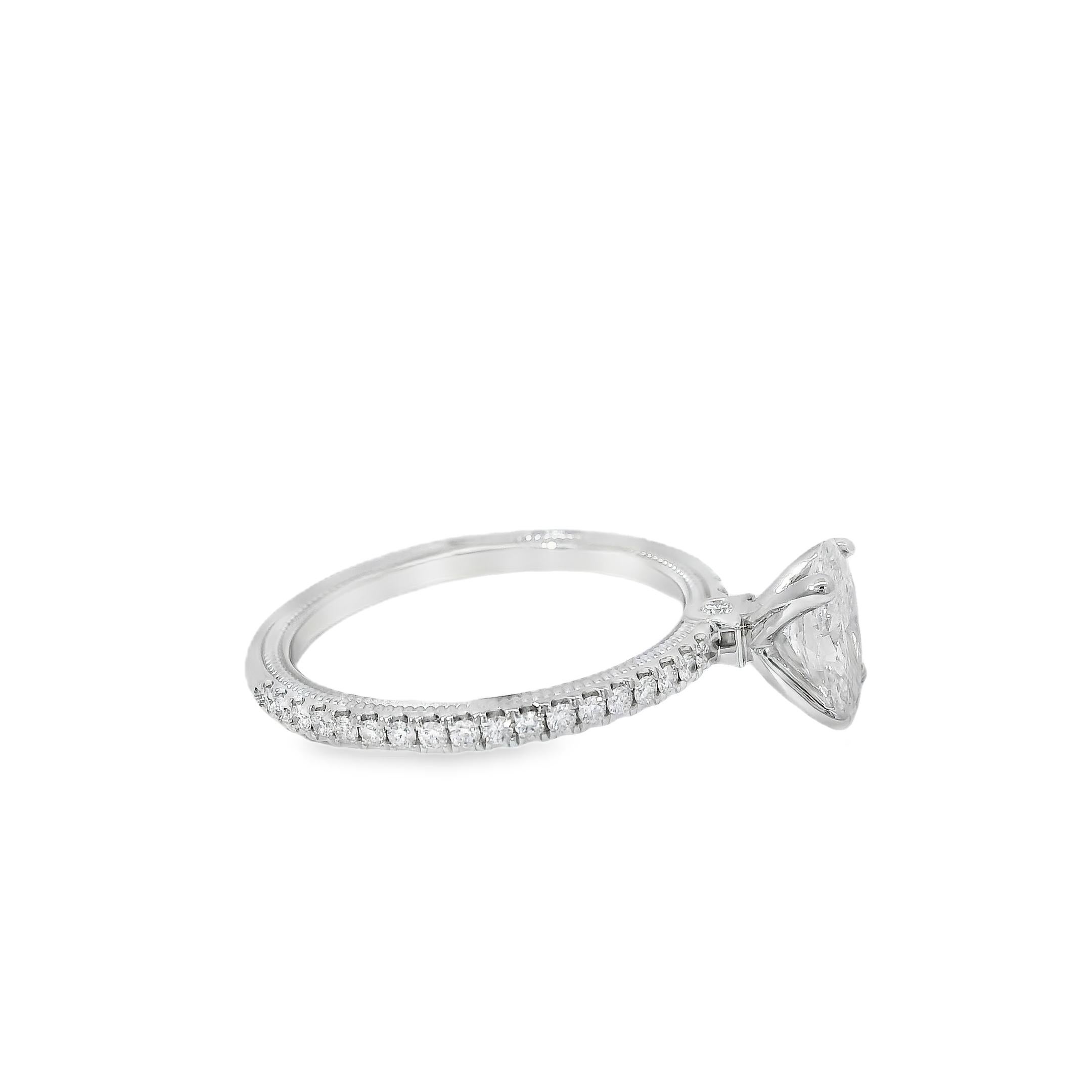 Bague de fiançailles en or blanc 14k certifiée GIA avec un diamant ovale de 0,75ct en vente 14