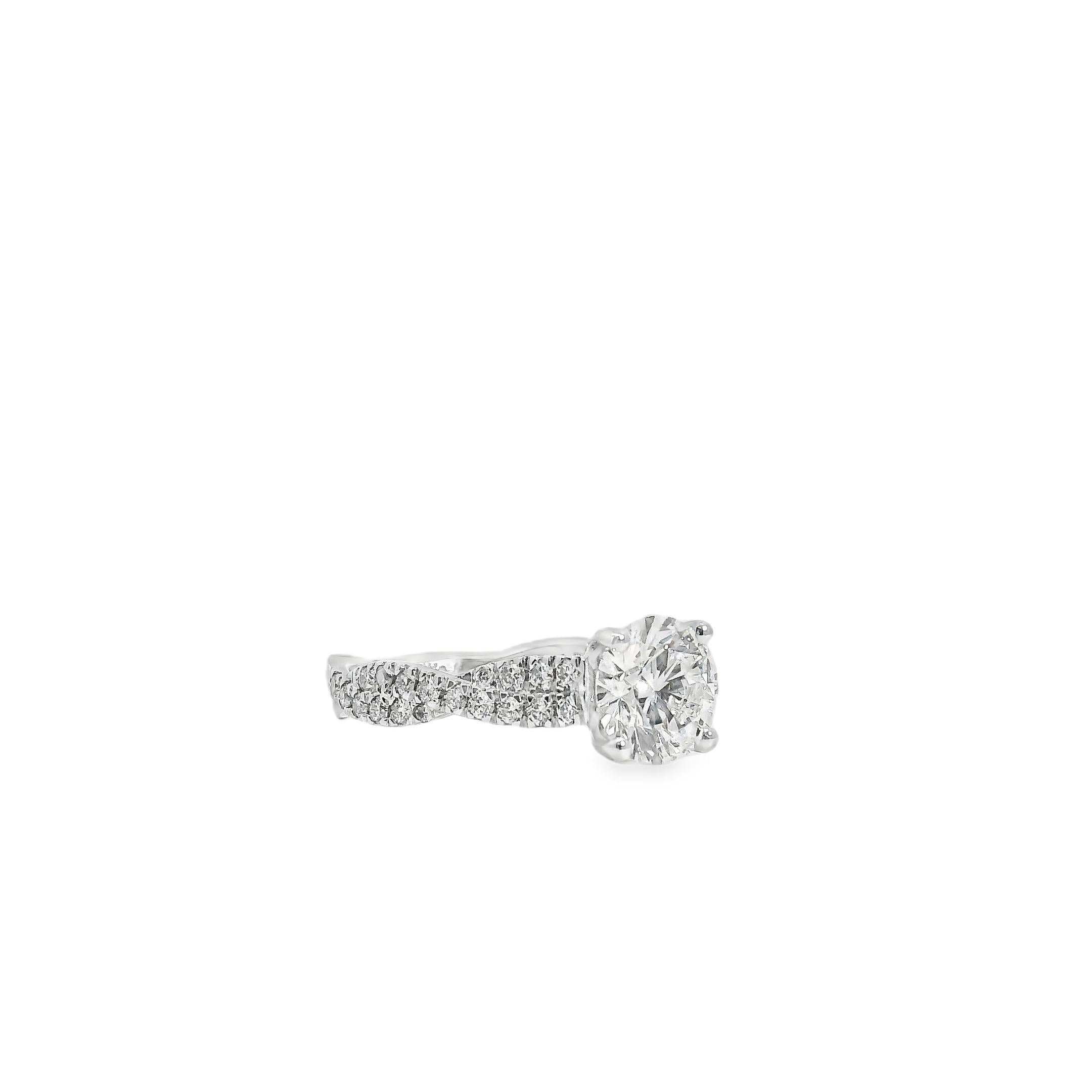 Anello di fidanzamento con diamante rotondo certificato GIA in oro bianco 14k da 1,54 carati in vendita 10