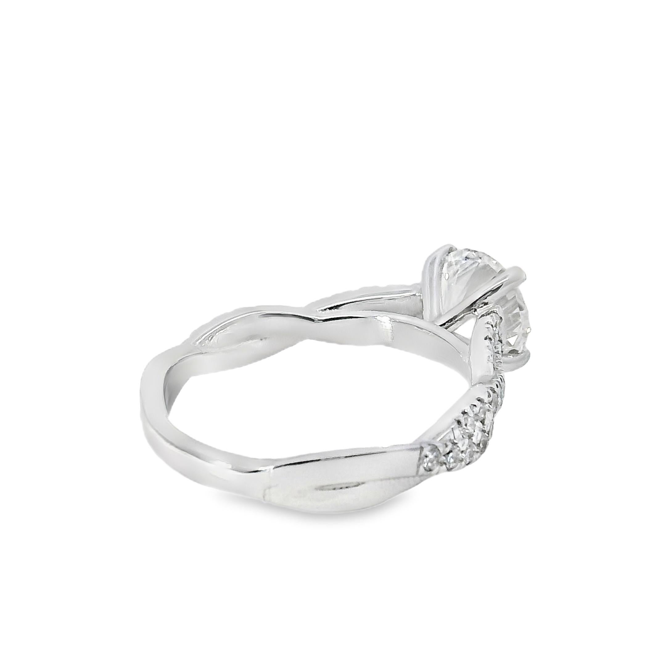 Anello di fidanzamento con diamante rotondo certificato GIA in oro bianco 14k da 1,54 carati in vendita 4
