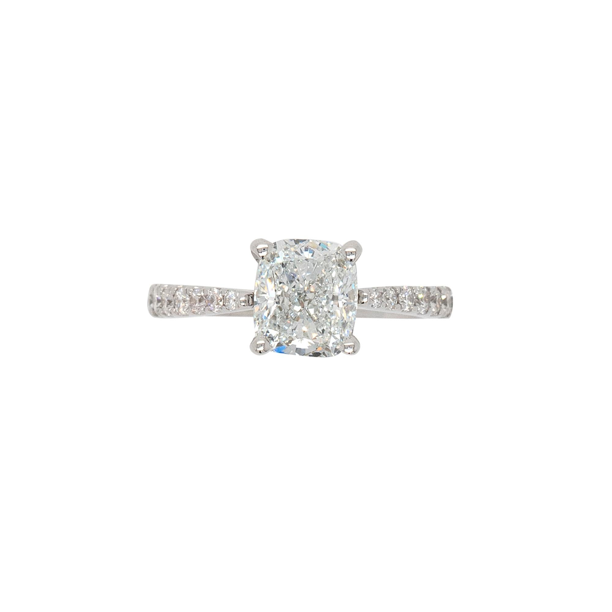 Or blanc 14 carats certifié GIA, diamant naturel taille coussin de 1,71 carat Neuf - En vente à Boca Raton, FL