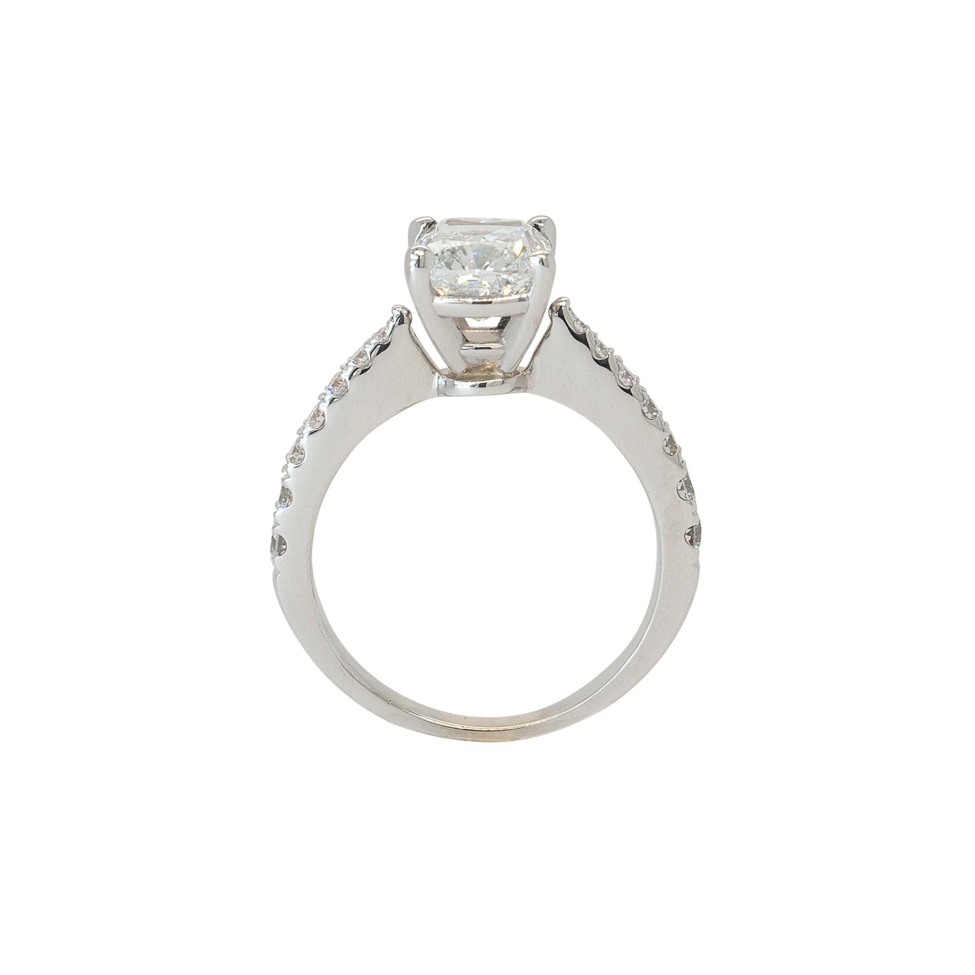 Or blanc 14 carats certifié GIA, diamant naturel taille coussin de 1,71 carat Pour femmes en vente