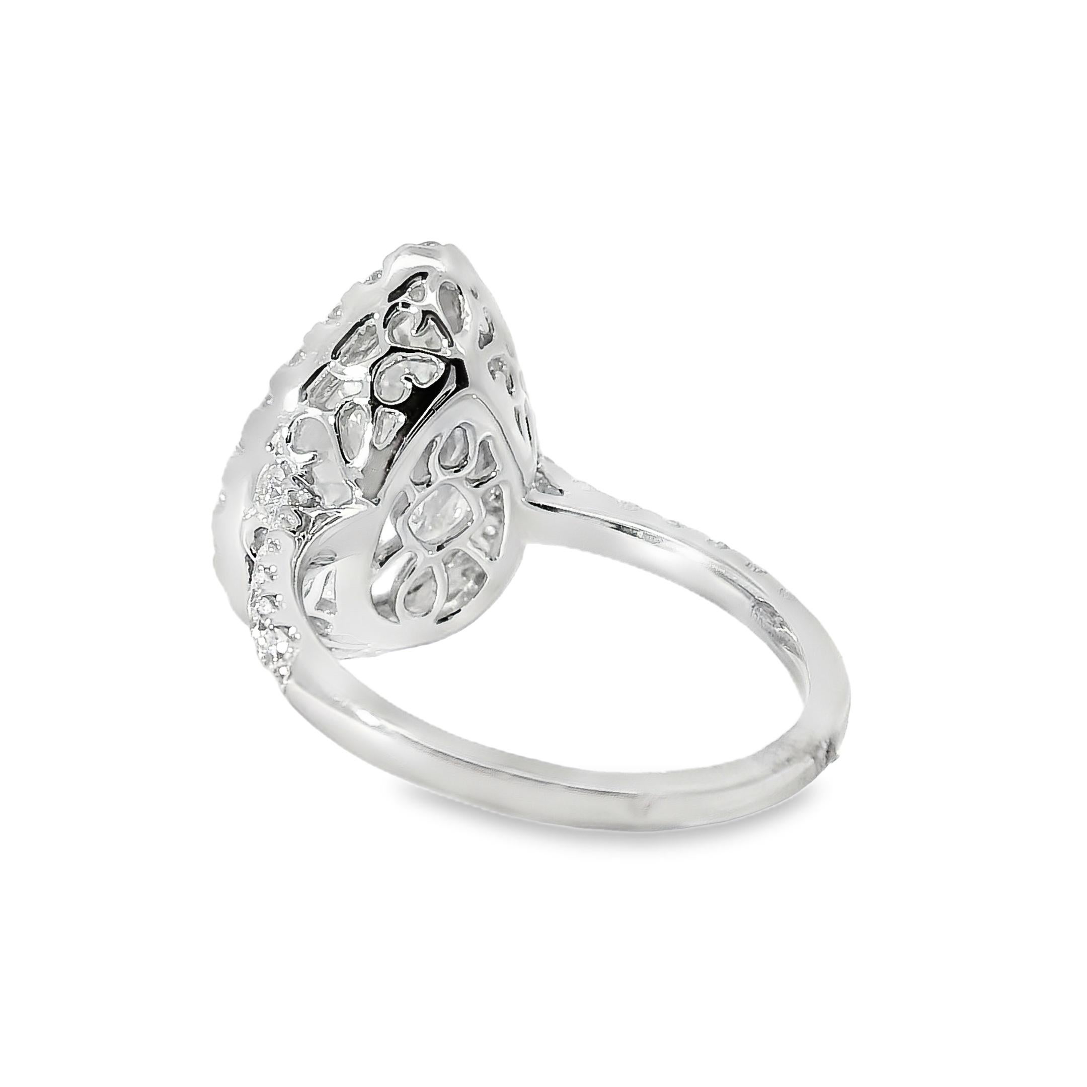Anillo de compromiso de oro blanco de 14k con diamante talla pera certificado GIA de 4,02 ctw en venta 5