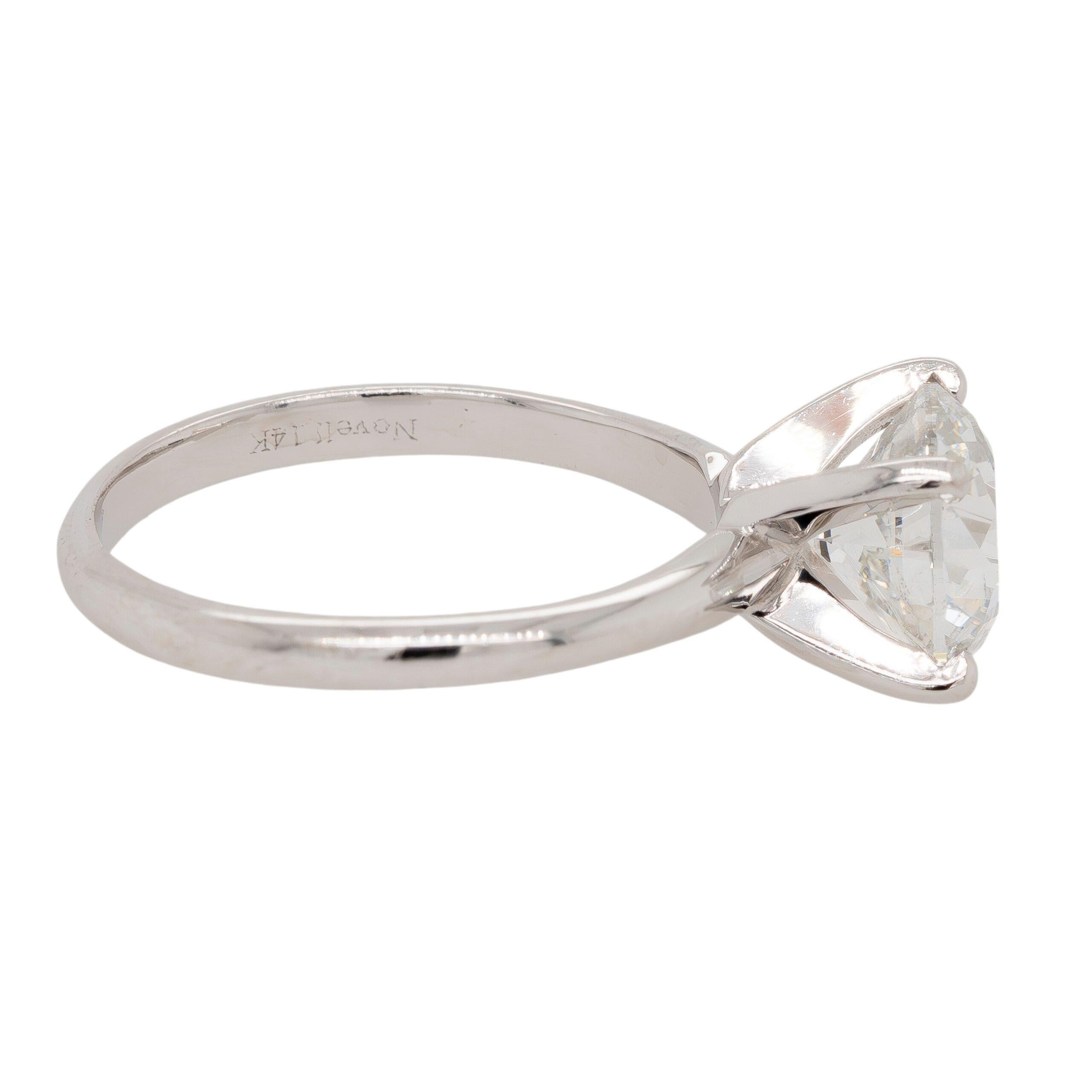 Anillo de compromiso de diamantes con certificado GIA en oro blanco de 14 quilates en venta 2
