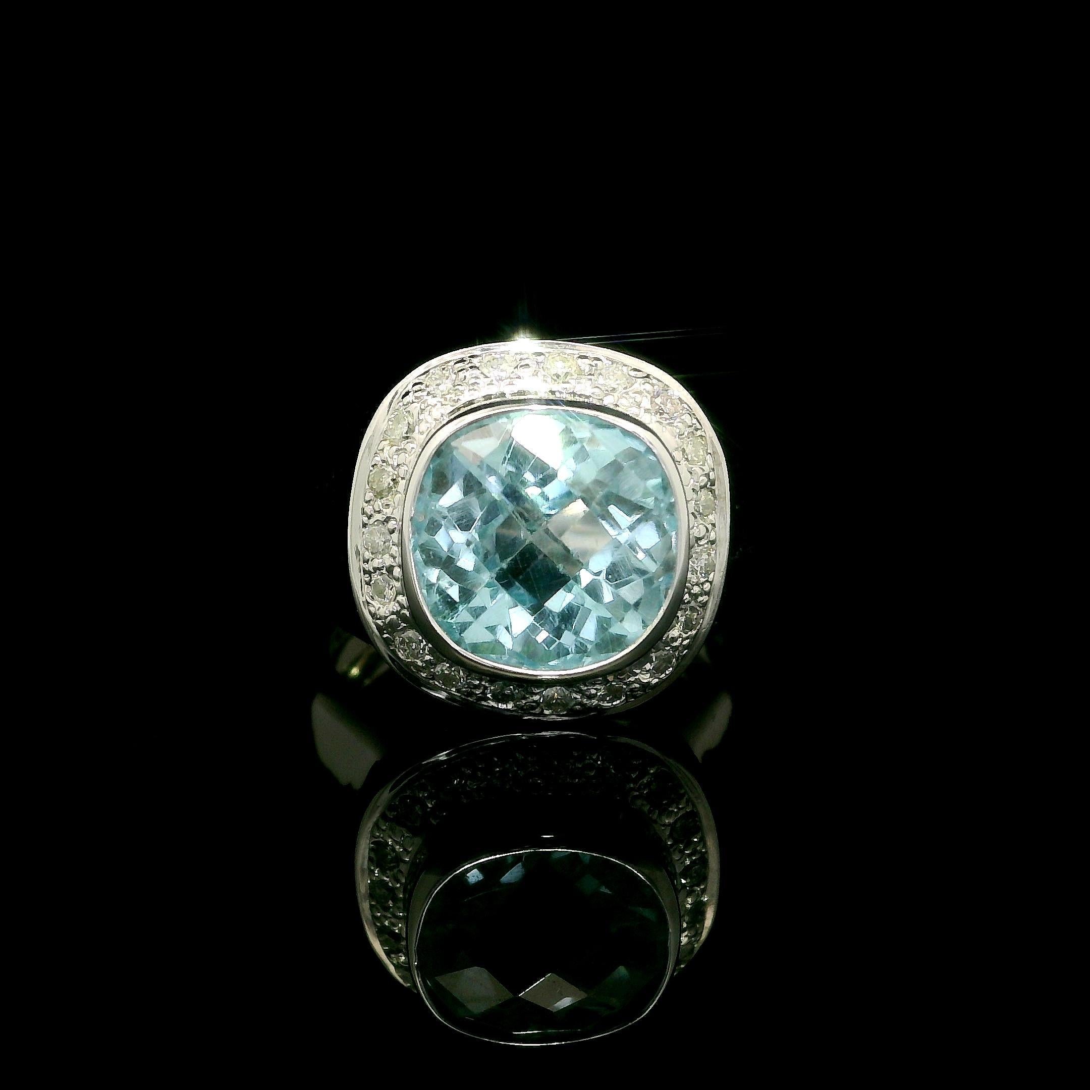 14k White Gold GIA Cushion Checkerboard Bezel Blue Topaz w/ Diamond Ring in vendita 2