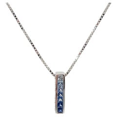 Collier pendentif en or blanc 14 carats avec saphir bleu dégradé