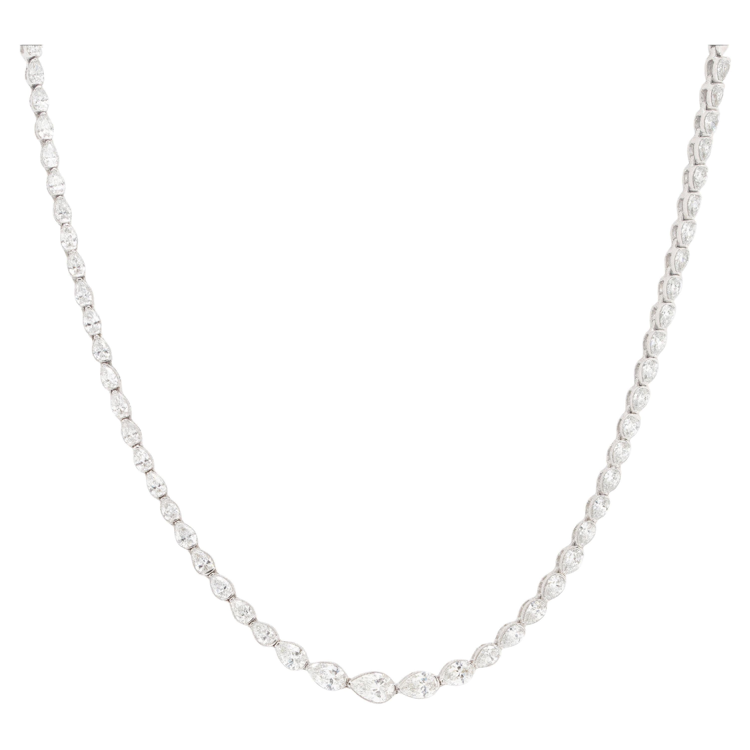14k White Gold Graduating Pear Diamond Necklace
