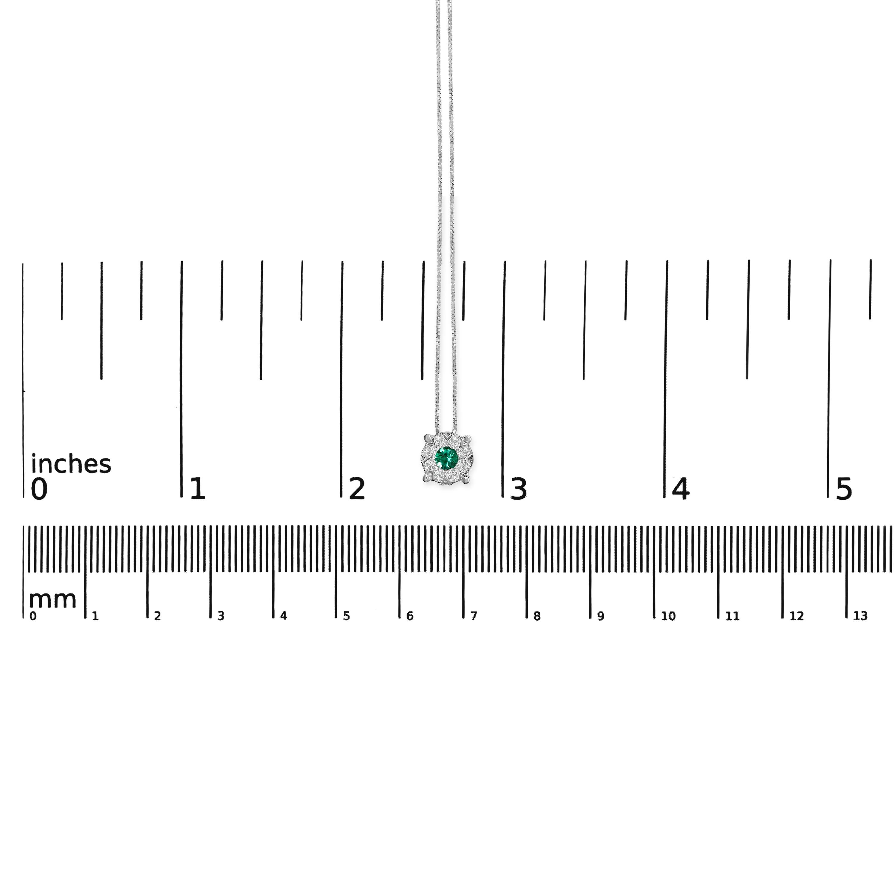 Taglio rotondo Collana con ciondolo a raggiera composita con smeraldo verde e diamante da 1/3 Ctw in oro bianco 14K in vendita