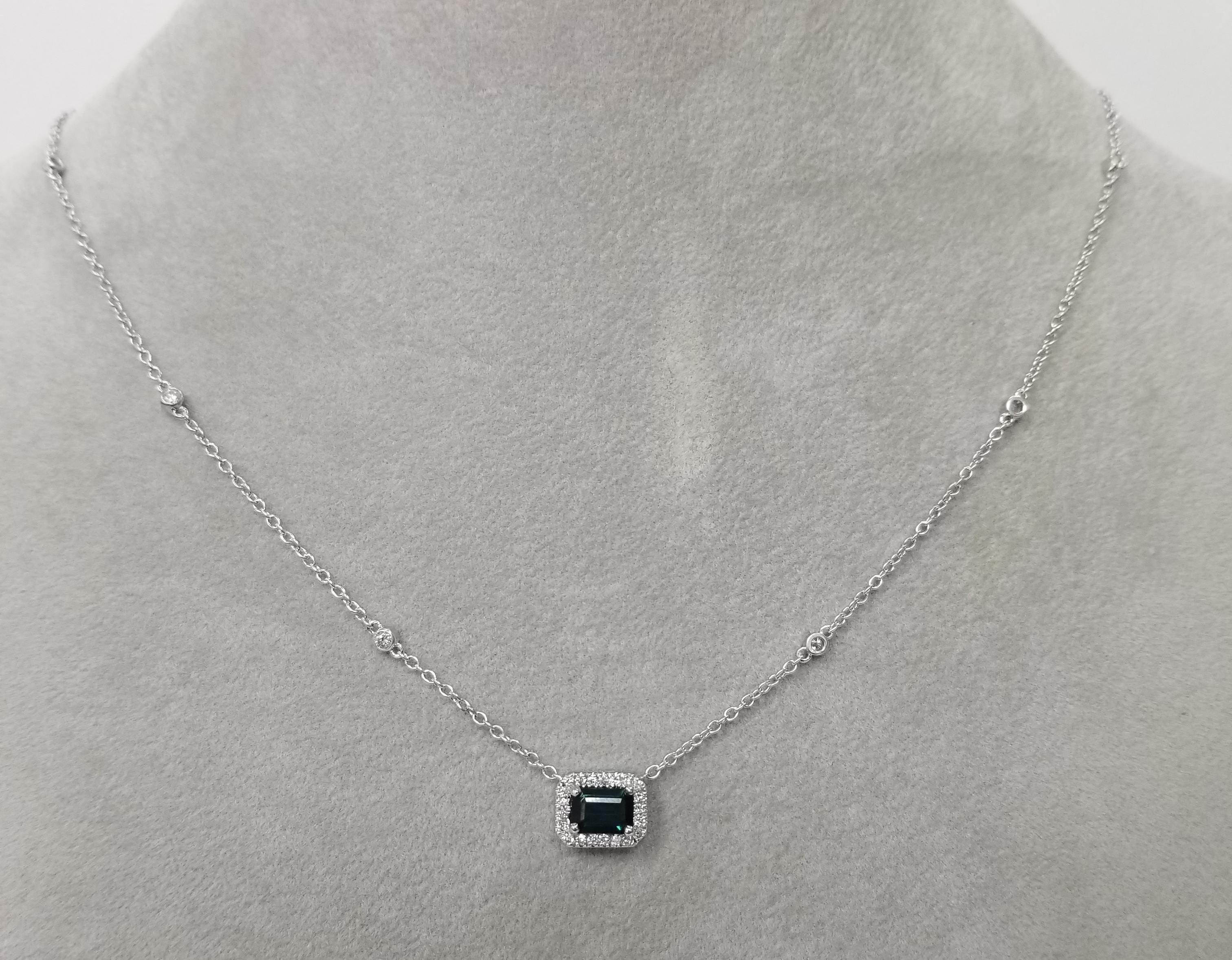 14k White Gold Green Tourmaline and Diamond with Diamonds by the Yard Necklace In New Condition In Los Angeles, CA