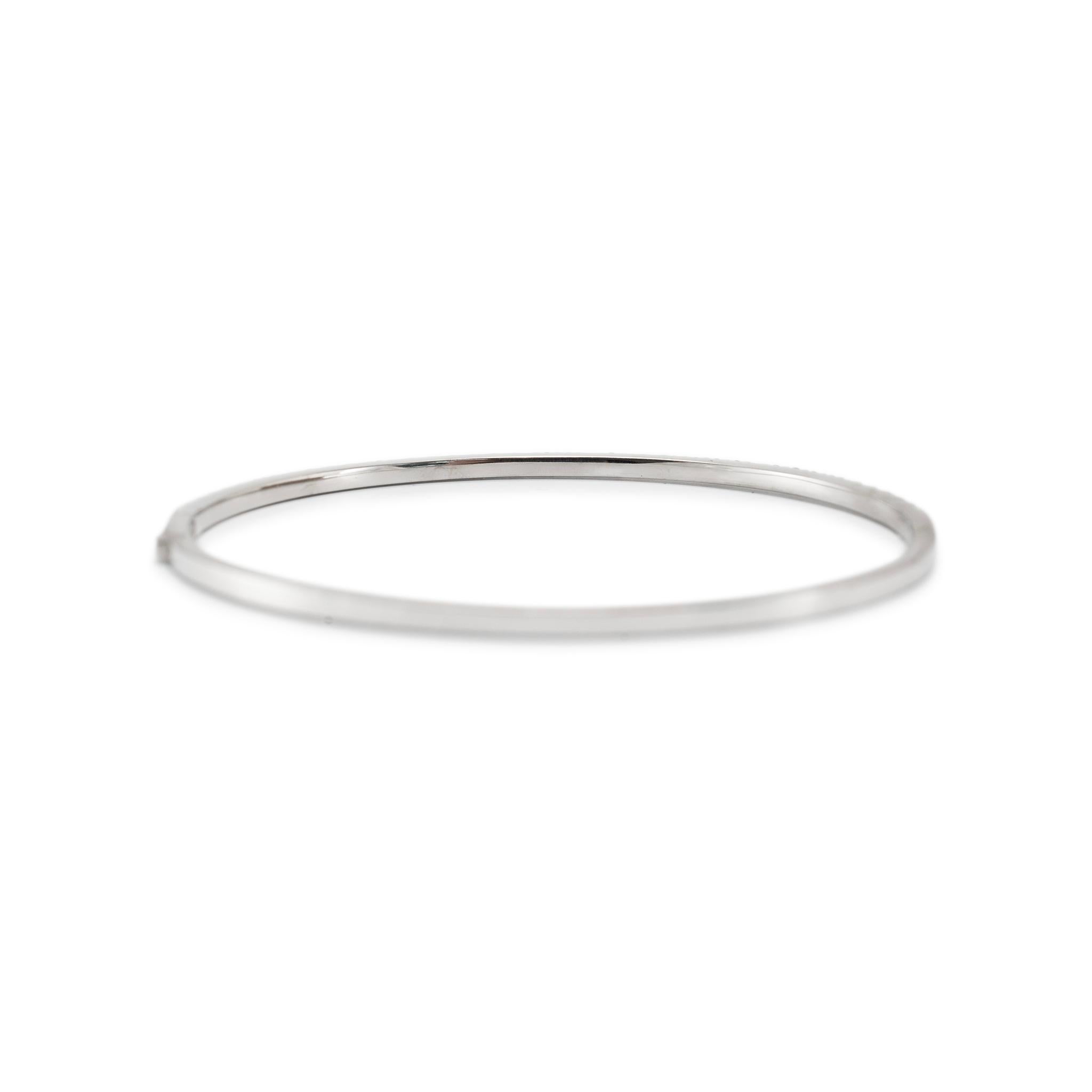 Taglio rotondo Bracciale a mezza eternità in oro bianco 14K Tennis 1,35ct Diamond Bangle in vendita