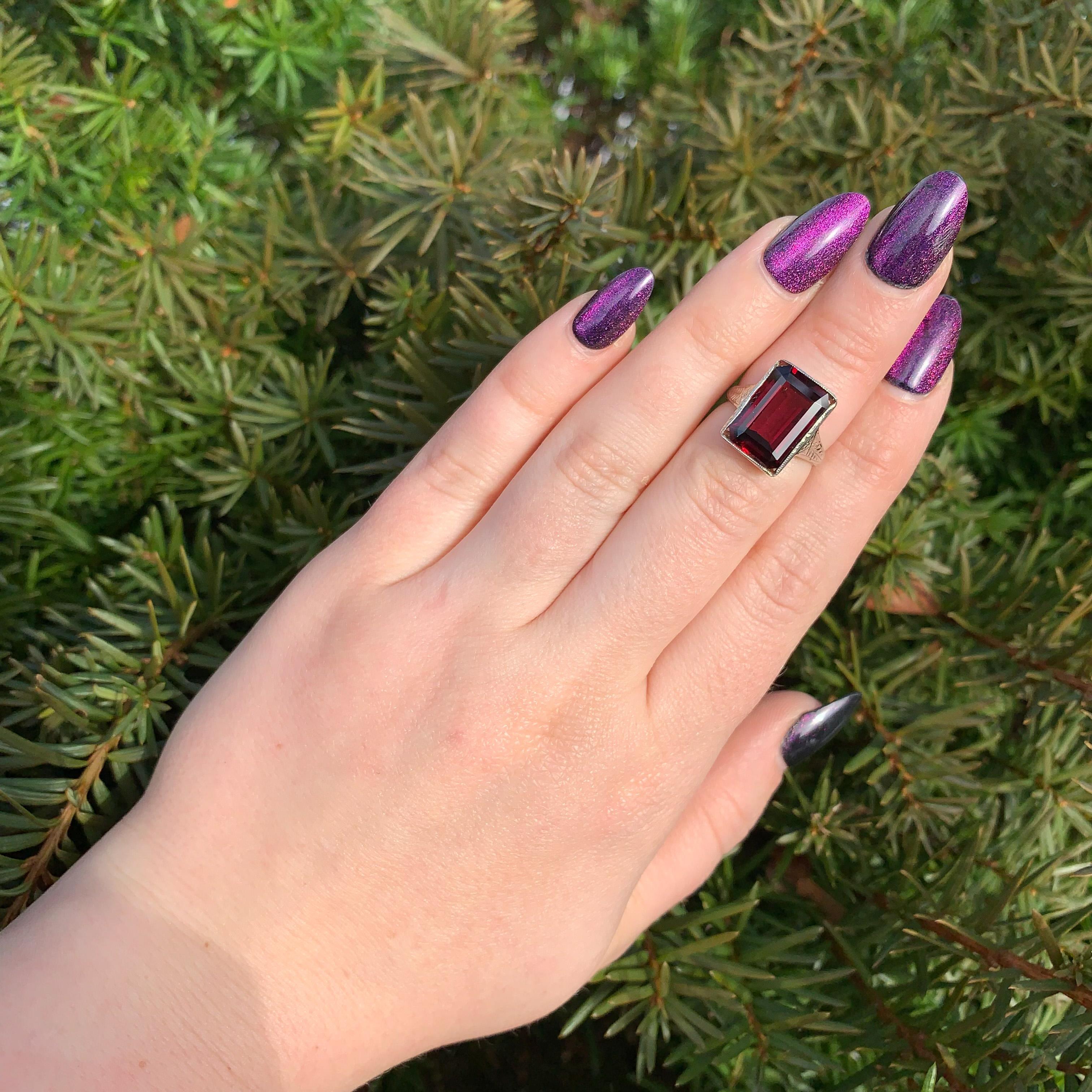 14K White Gold Hand Engraved Ring with an 8.35 carat Rhodolite Garnet For Sale 1