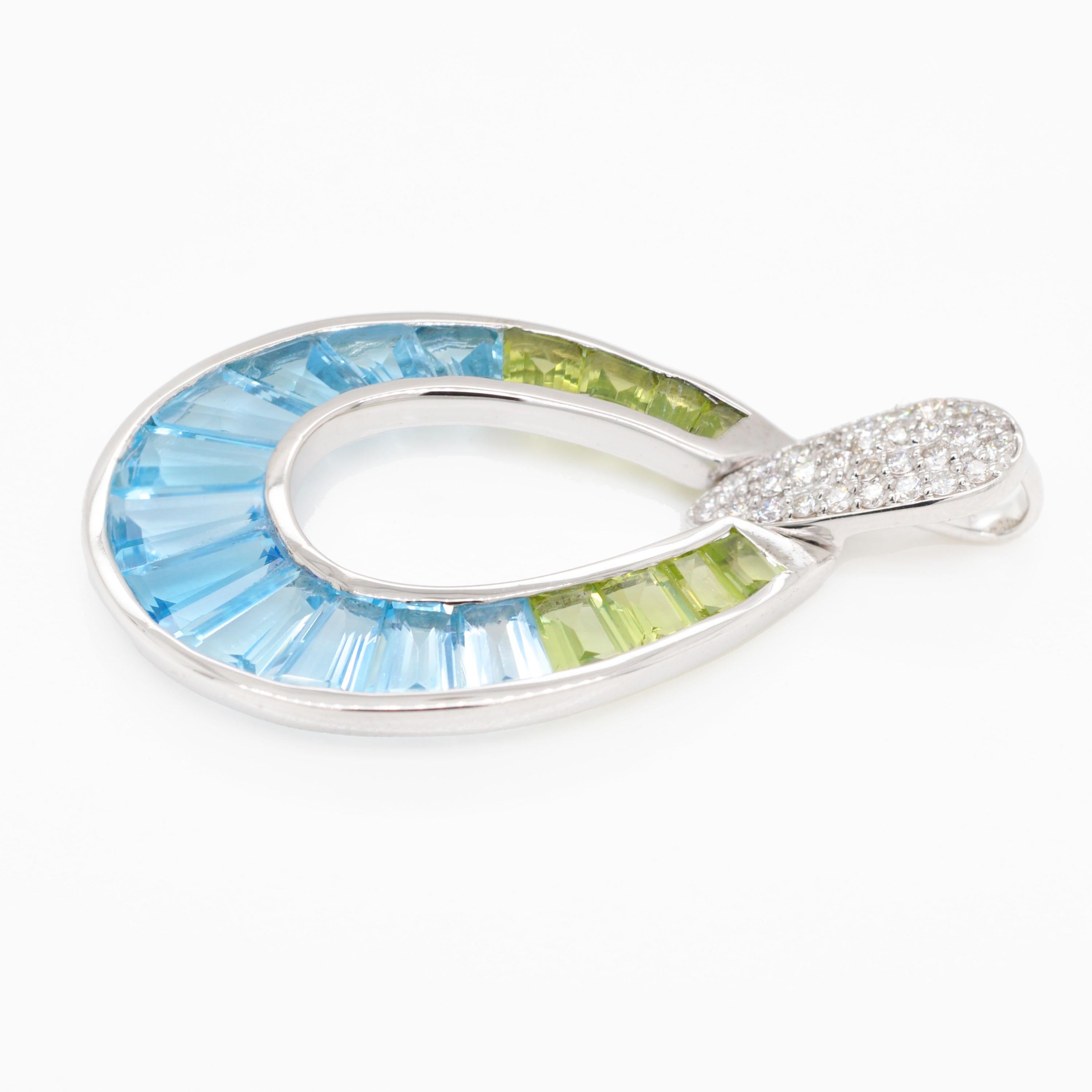 14K White Gold Handcrafted Custom Cut Peridot Blue Topaz Diamond Pendant im Angebot 6