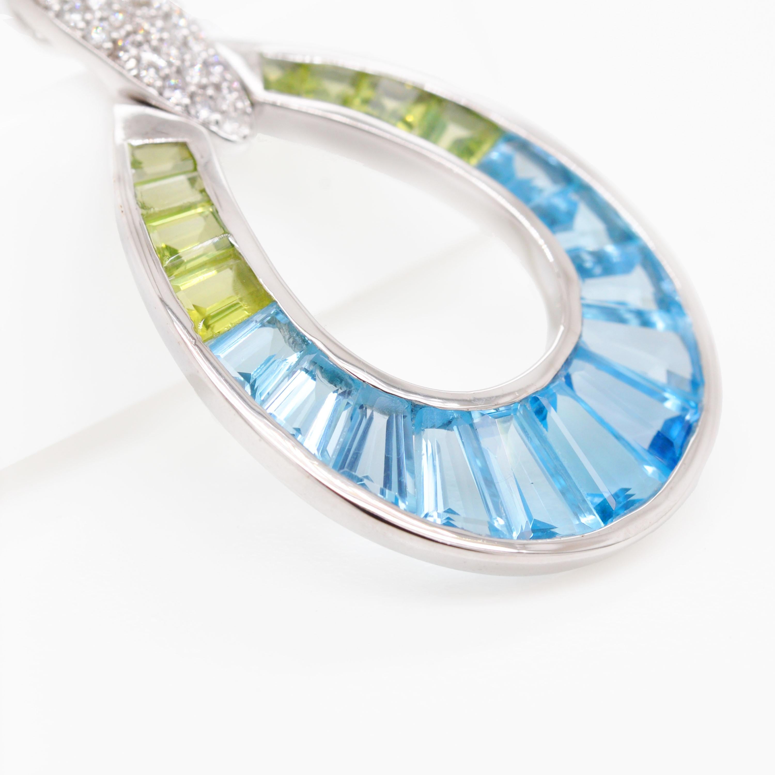 14K White Gold Handcrafted Custom Cut Peridot Blue Topaz Diamond Pendant im Angebot 7