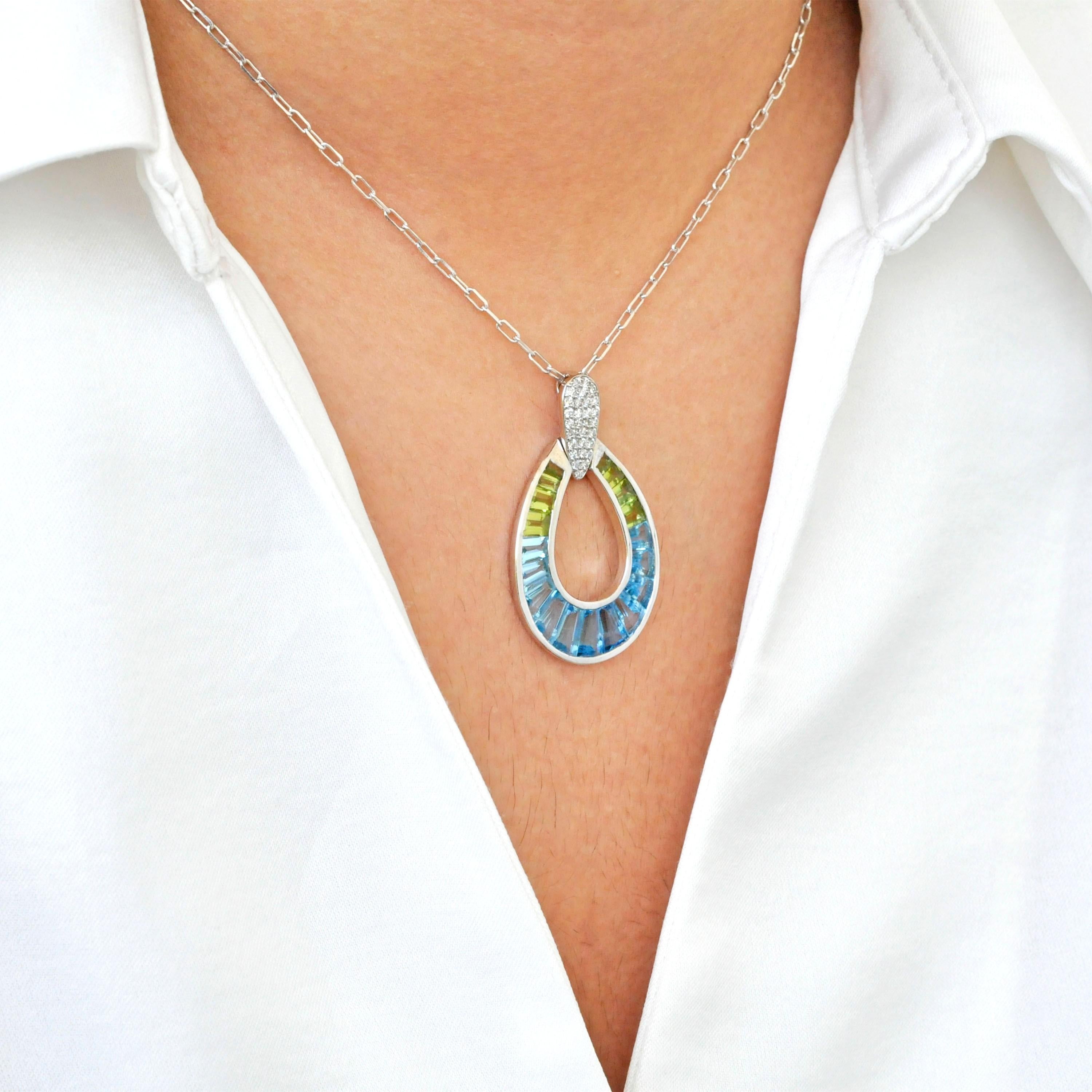 14K White Gold Handcrafted Custom Cut Peridot Blue Topaz Diamond Pendant im Angebot 13
