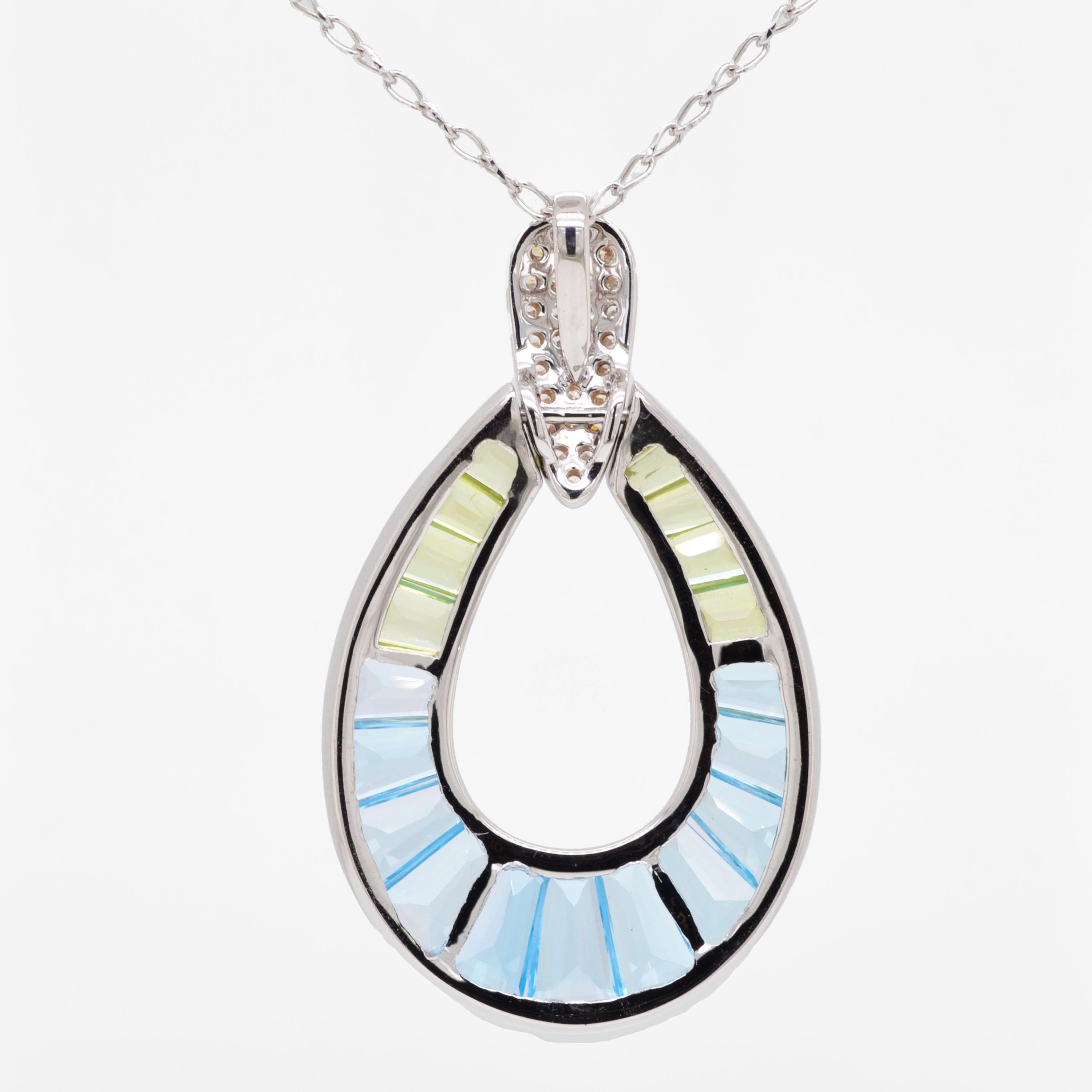 14K White Gold Handcrafted Custom Cut Peridot Blue Topaz Diamond Pendant im Angebot 3