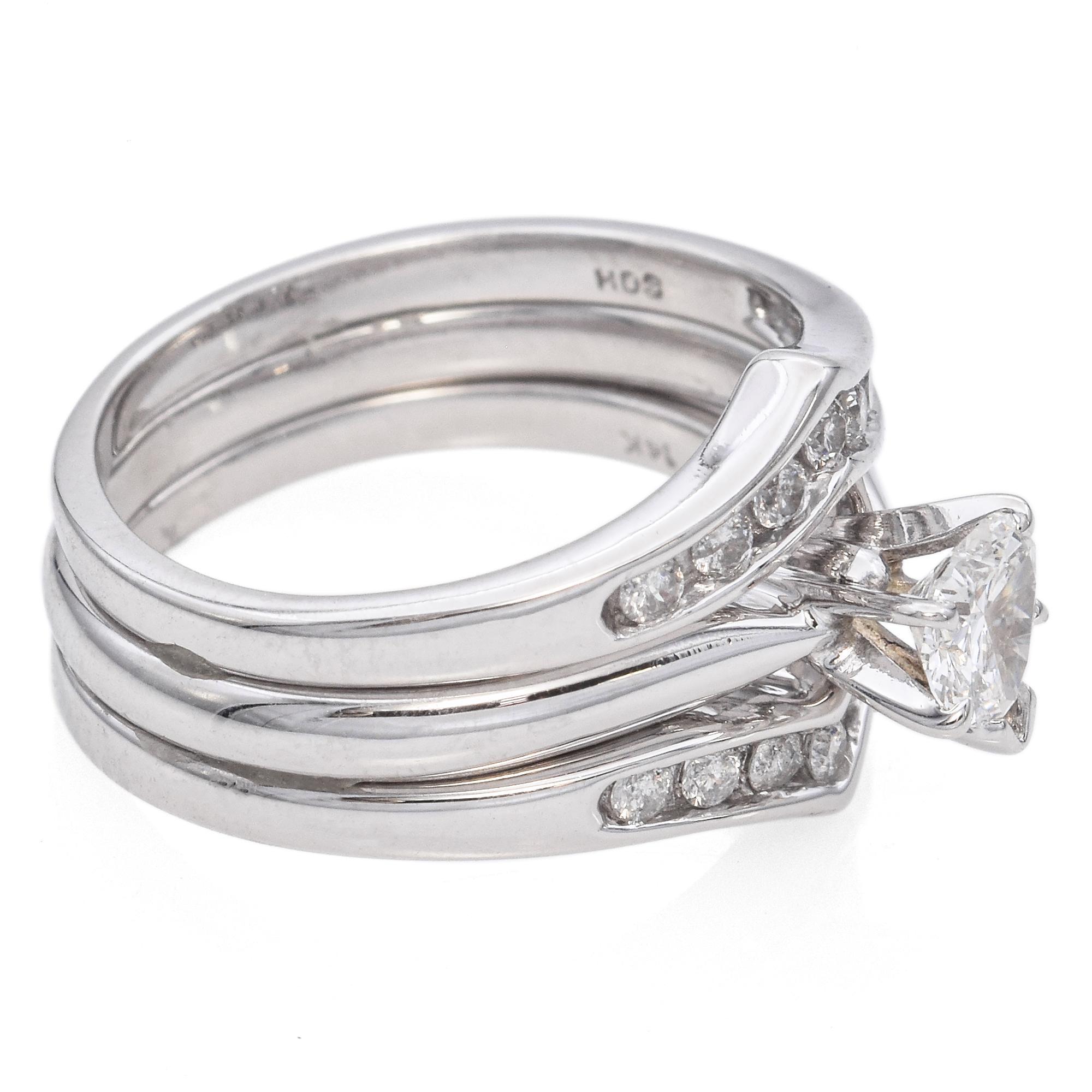 14K White Gold Heart-Cut 0.57 TCW Diamond Engagement Ring Set In Good Condition For Sale In New York, NY