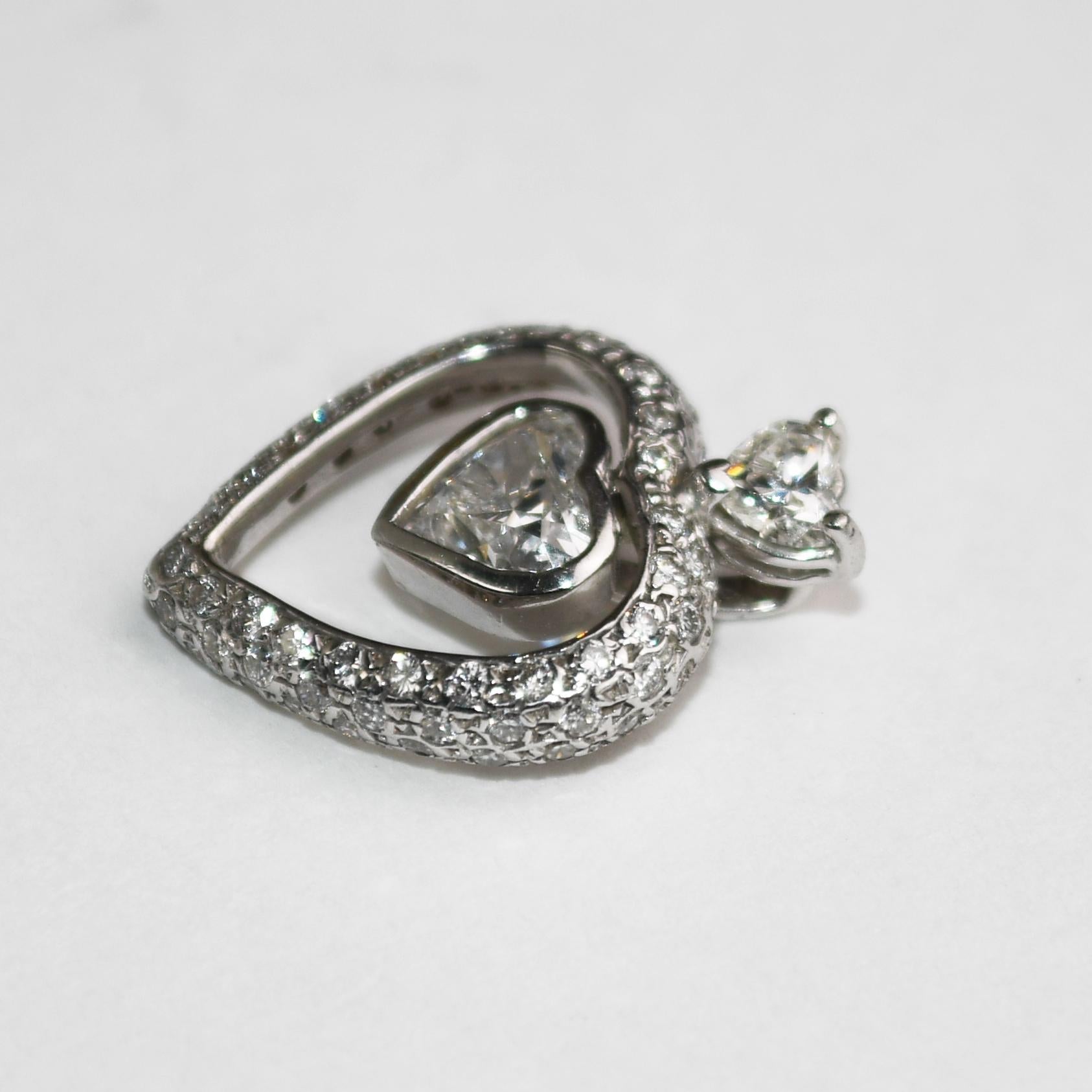 Cuore Ciondolo con diamante a forma di cuore in oro bianco 14K 1,00ct in vendita