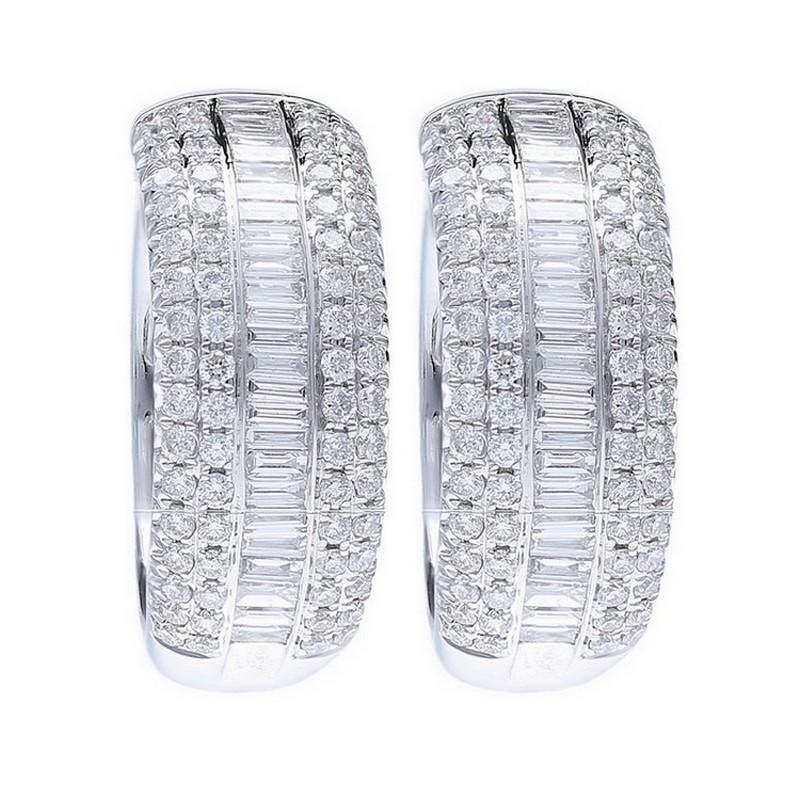 Diamond Carat Weight: These stunning Hoops and Huggies Earrings feature a total of 1.5 carats of diamonds. The earrings are adorned with 136 round diamonds and 37 baguette diamonds, each carefully selected for their brilliance and quality.

Gold