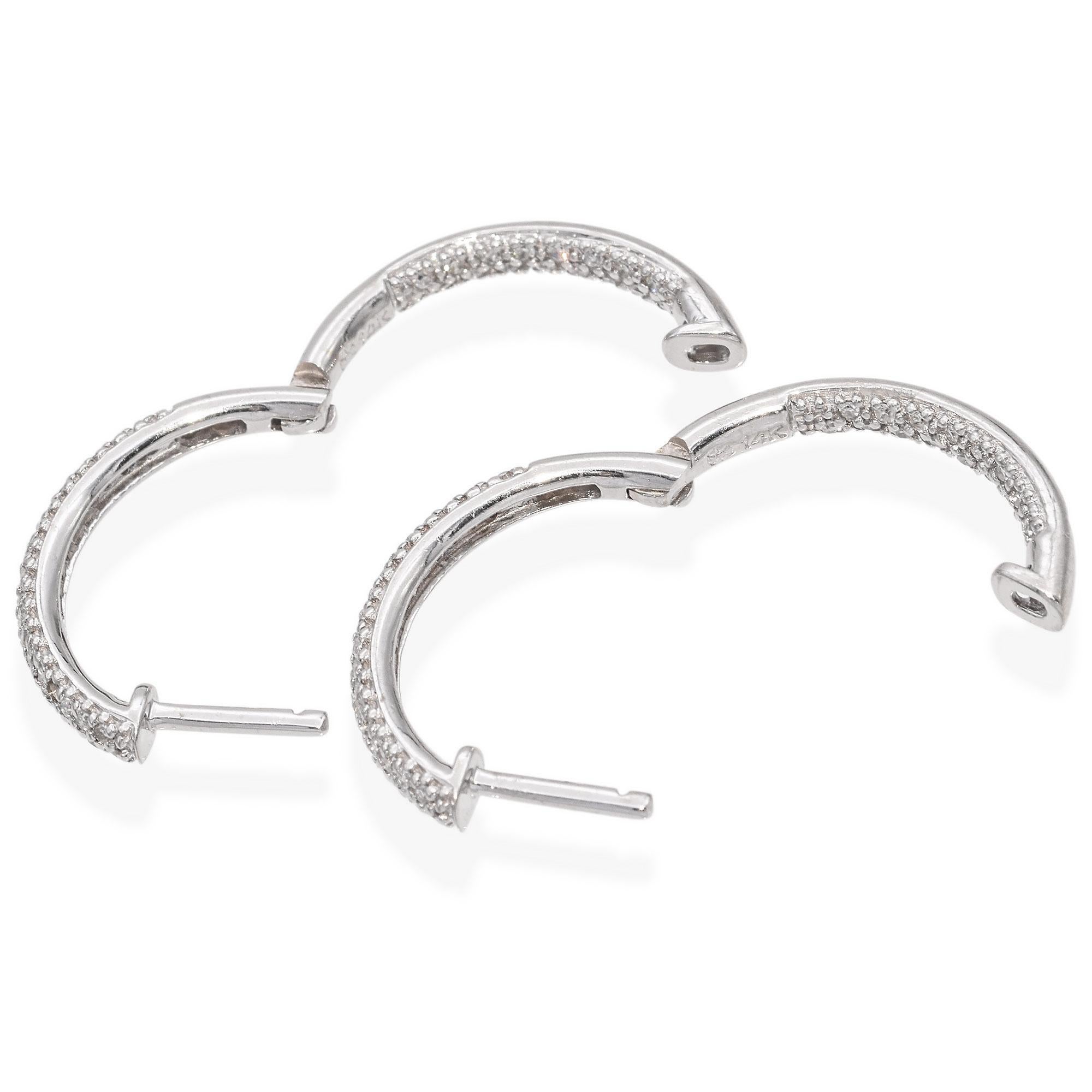 Taglio rotondo Orecchini a cerchio con diamanti in oro bianco 14K Inside Out 0,53 TCW in vendita