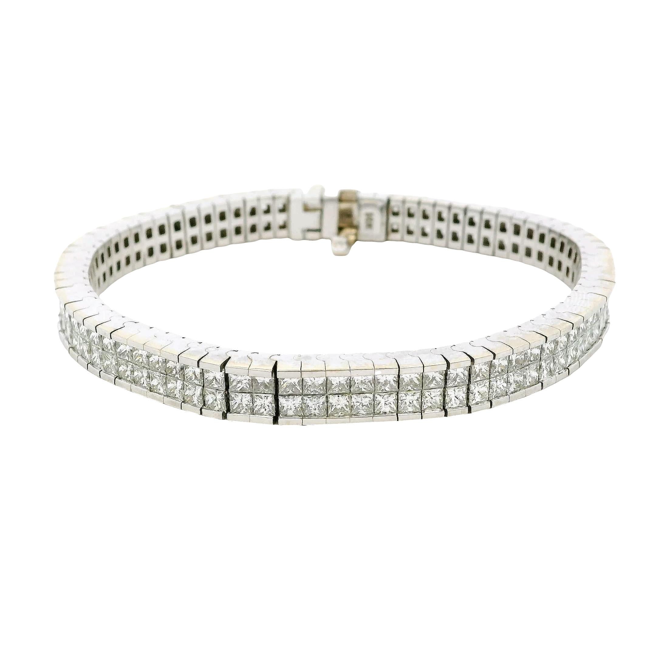 Pulsera de oro blanco de 14 quilates con dos filas de diamantes naturales de 8,31 quilates en venta 1