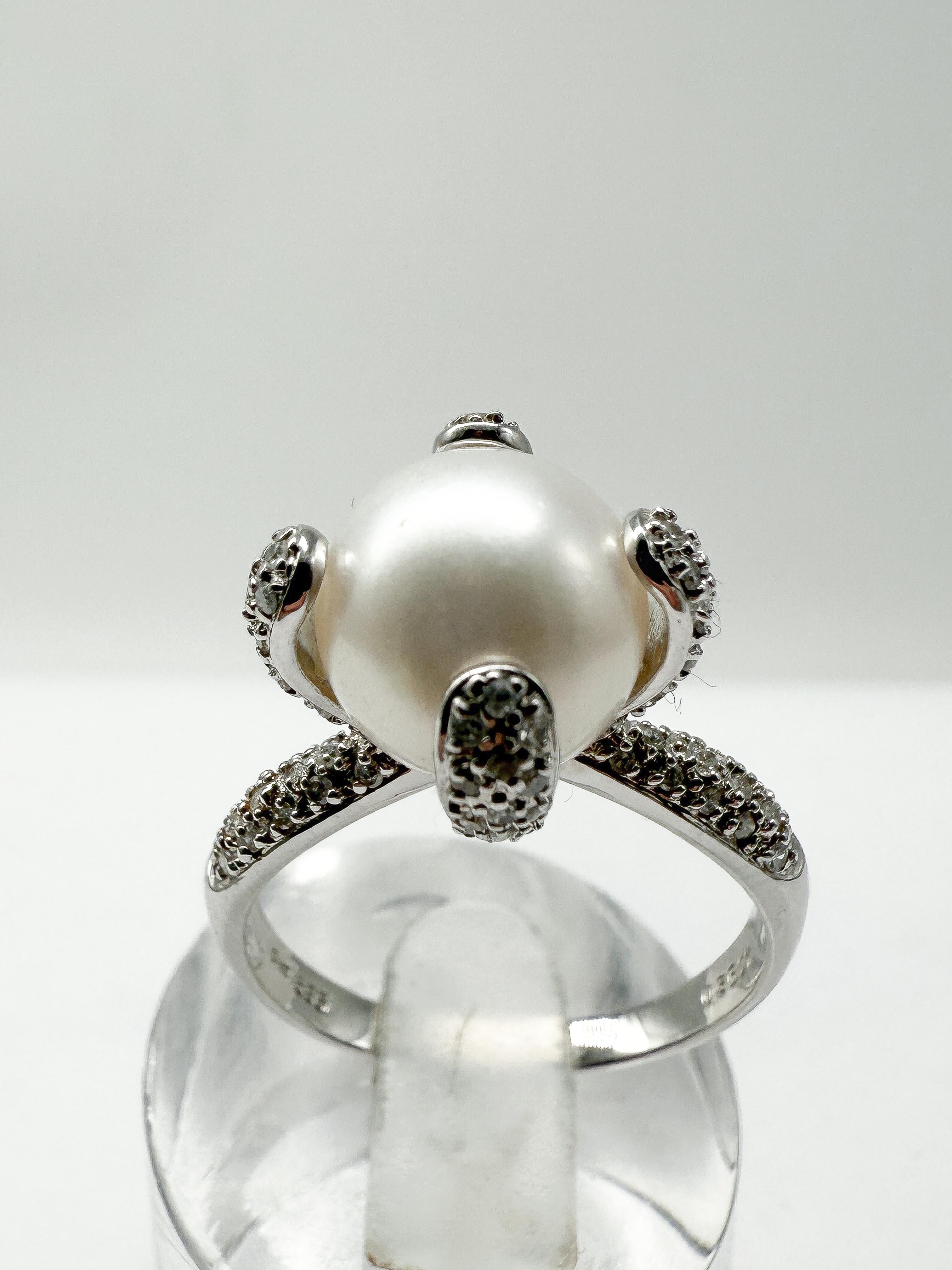 Women's or Men's 14K White Gold Jewelry Set with Natural Pearls and Diamonds For Sale