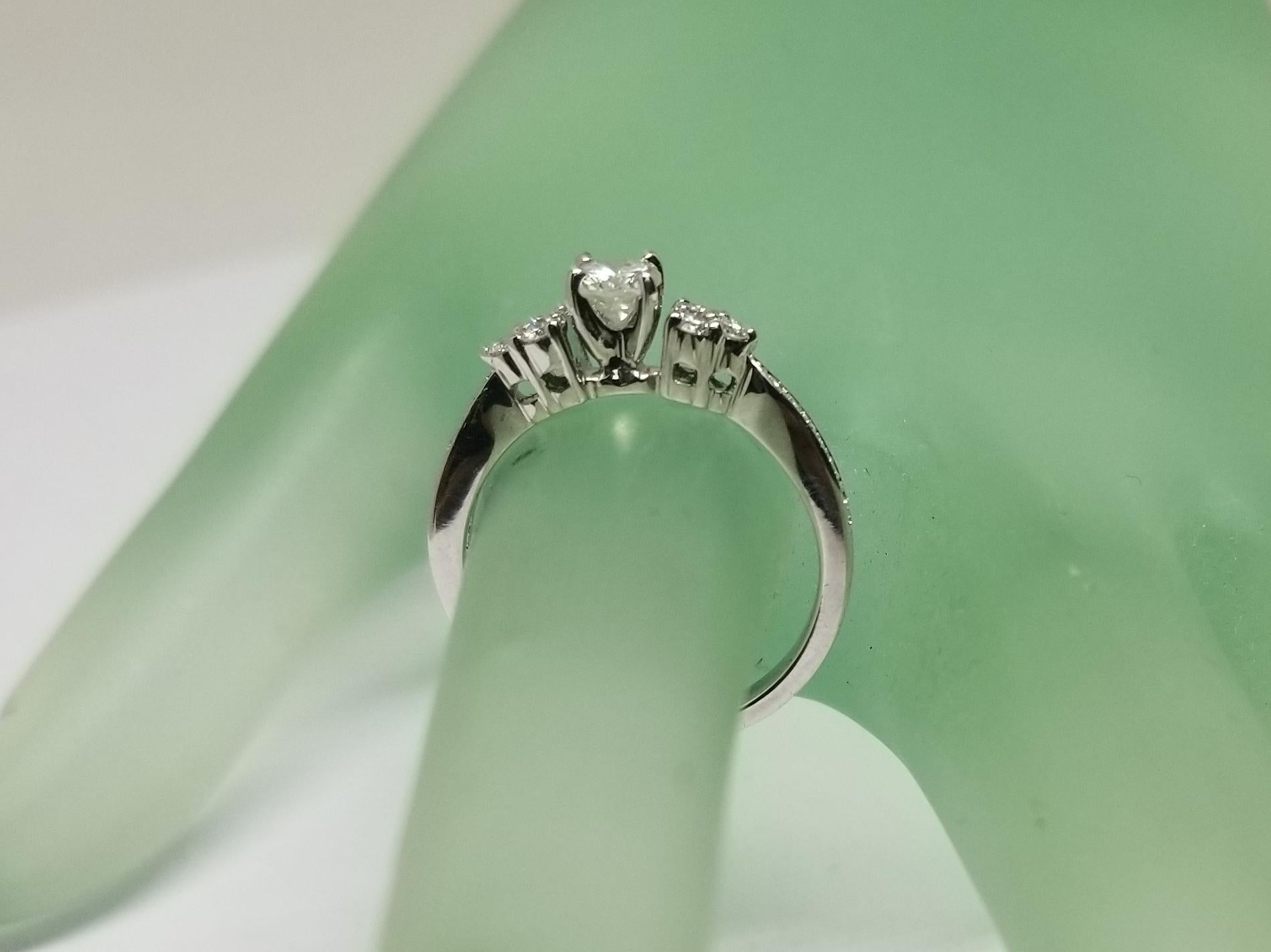 14 Karat White Gold Ladies Diamond Engagement Ring For Sale 1