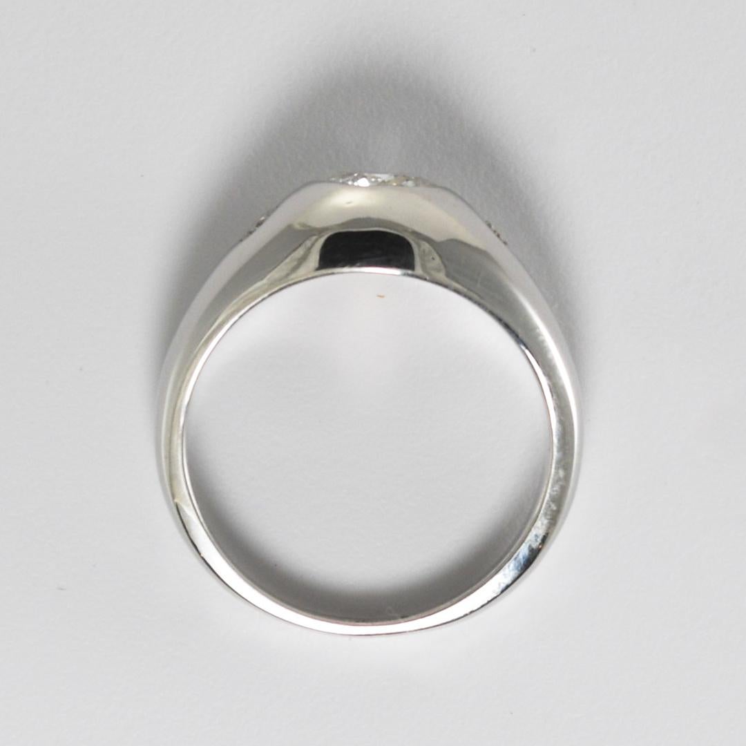 Anello da donna in oro bianco 14K con diamante da 0,82 carati in vendita 2