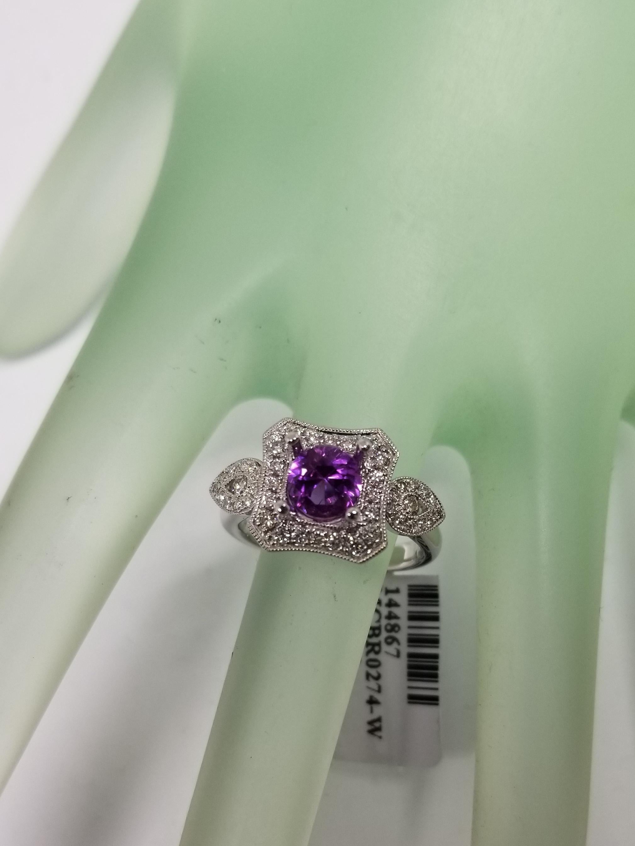 14 Karat White Gold Lavender Amethyst and Diamond Ring In New Condition In Los Angeles, CA