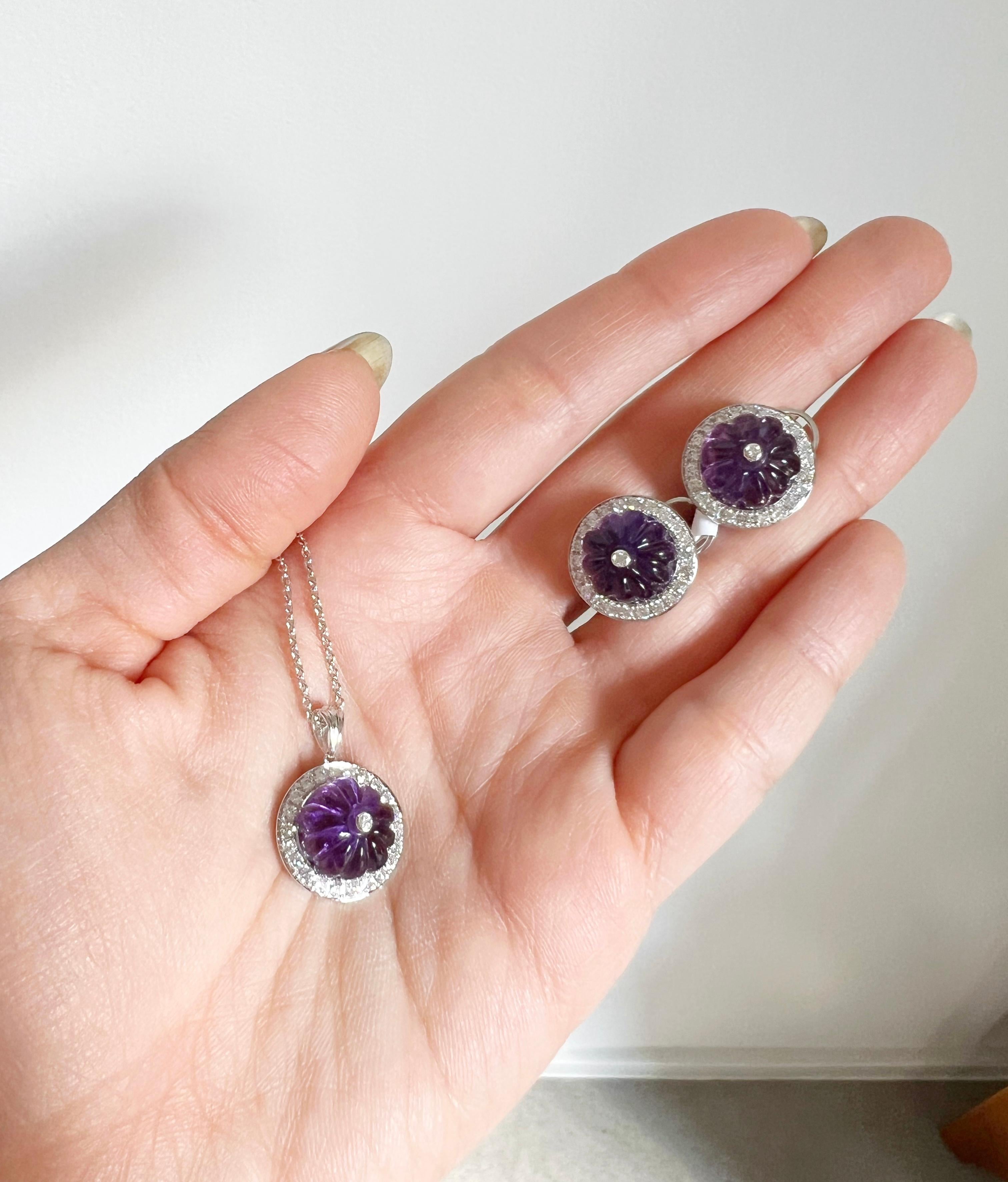 14K White Gold Lux Art Deco Lux Diamond & Carved Amethyst Earring In New Condition For Sale In Los Angeles, CA
