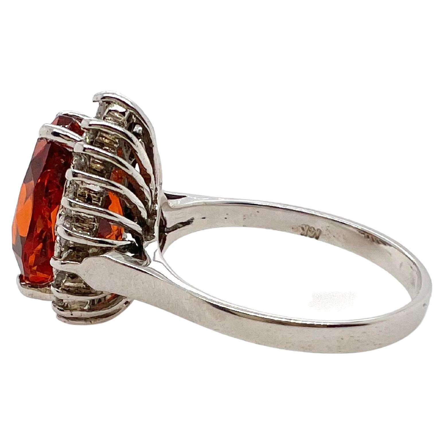 14k White Gold Mandarin Garnet Ring with Diamonds In New Condition In Carrollton, TX