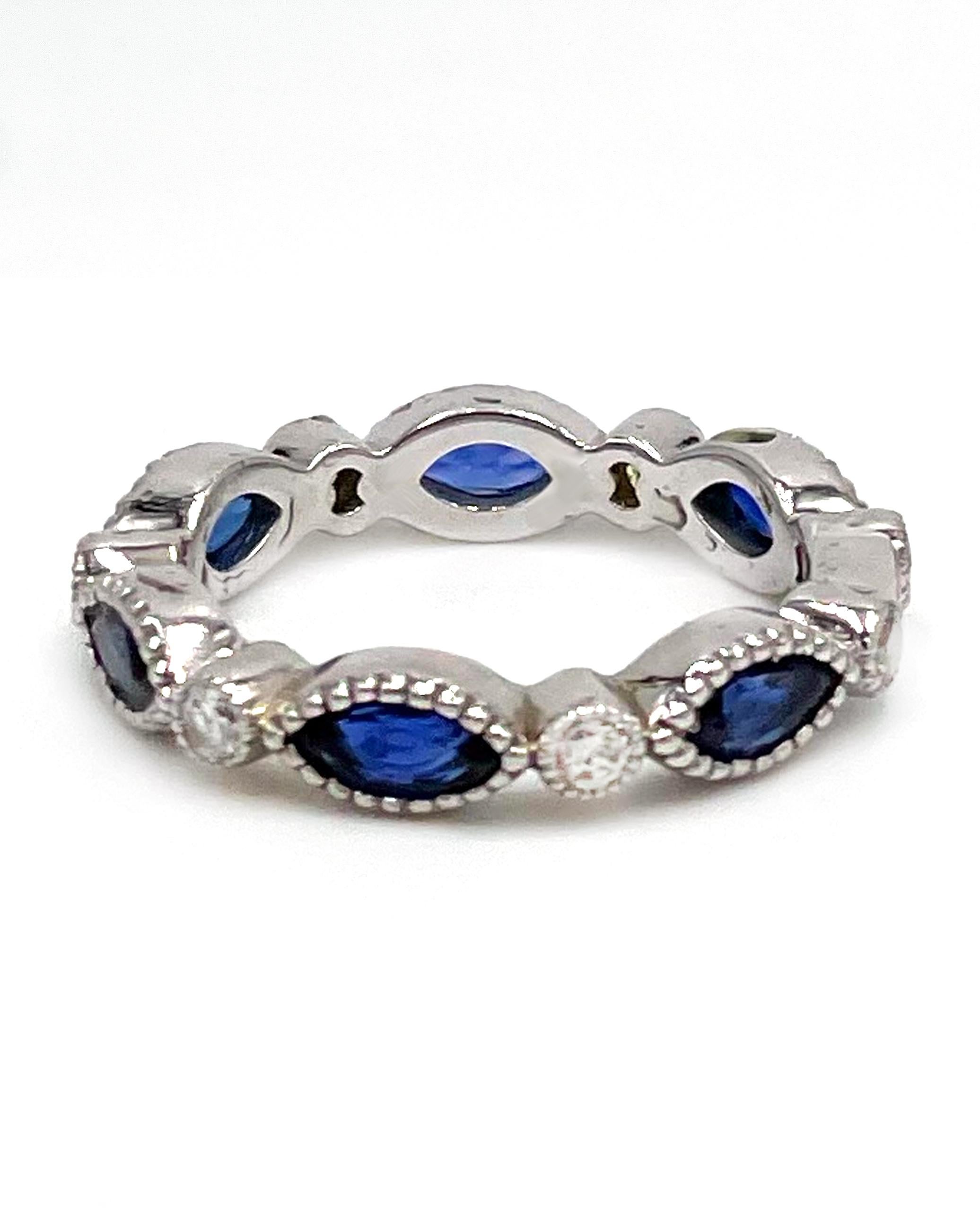 Marquisförmiger Ewigkeitsring mit Saphir und Diamant aus 14 Karat Weißgold (Zeitgenössisch)